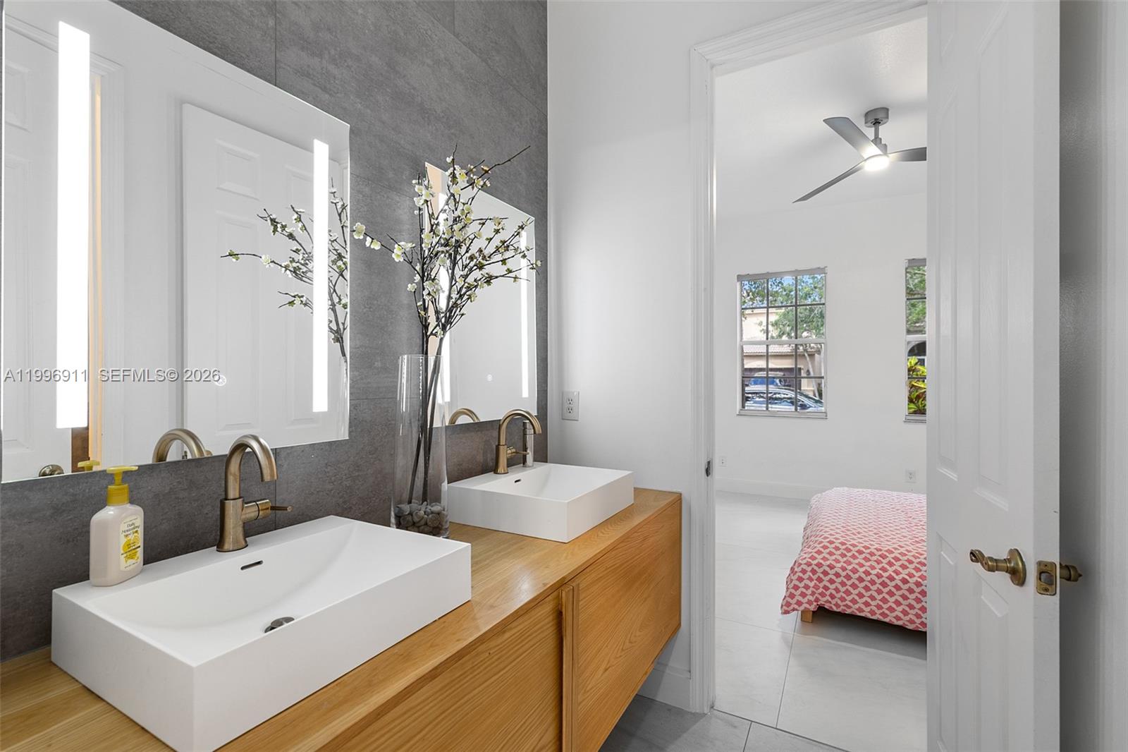 ISLES AT WESTON - Residential Lease