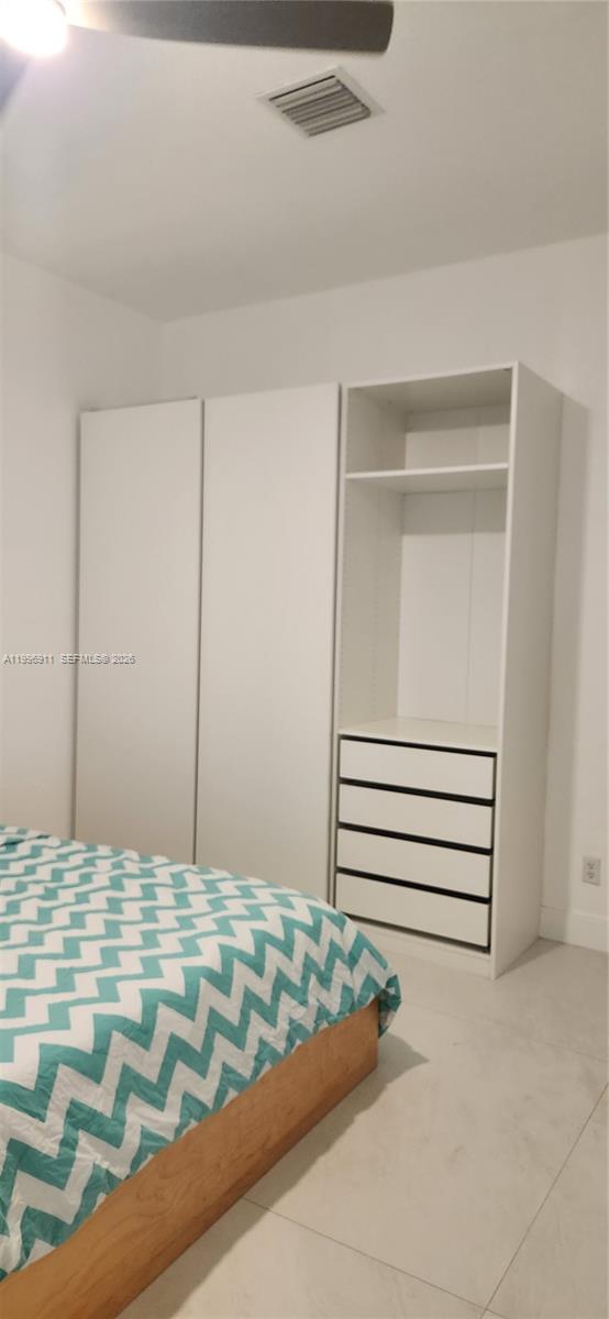 ISLES AT WESTON - Residential Lease