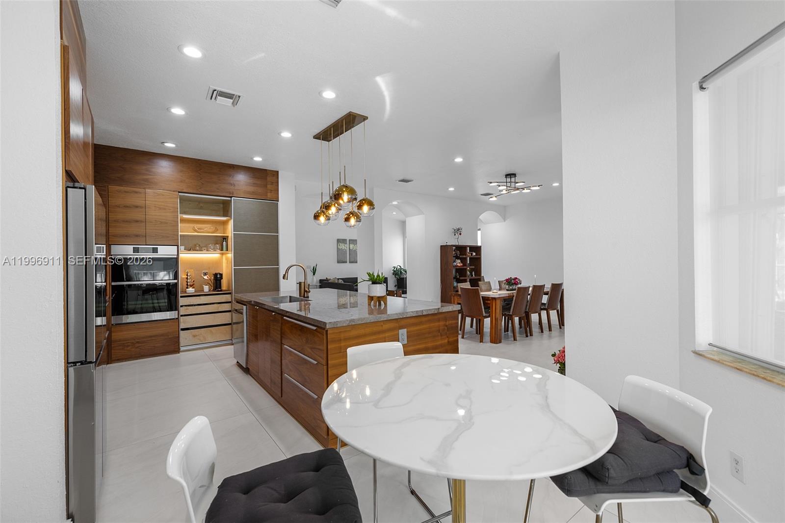 ISLES AT WESTON - Residential Lease