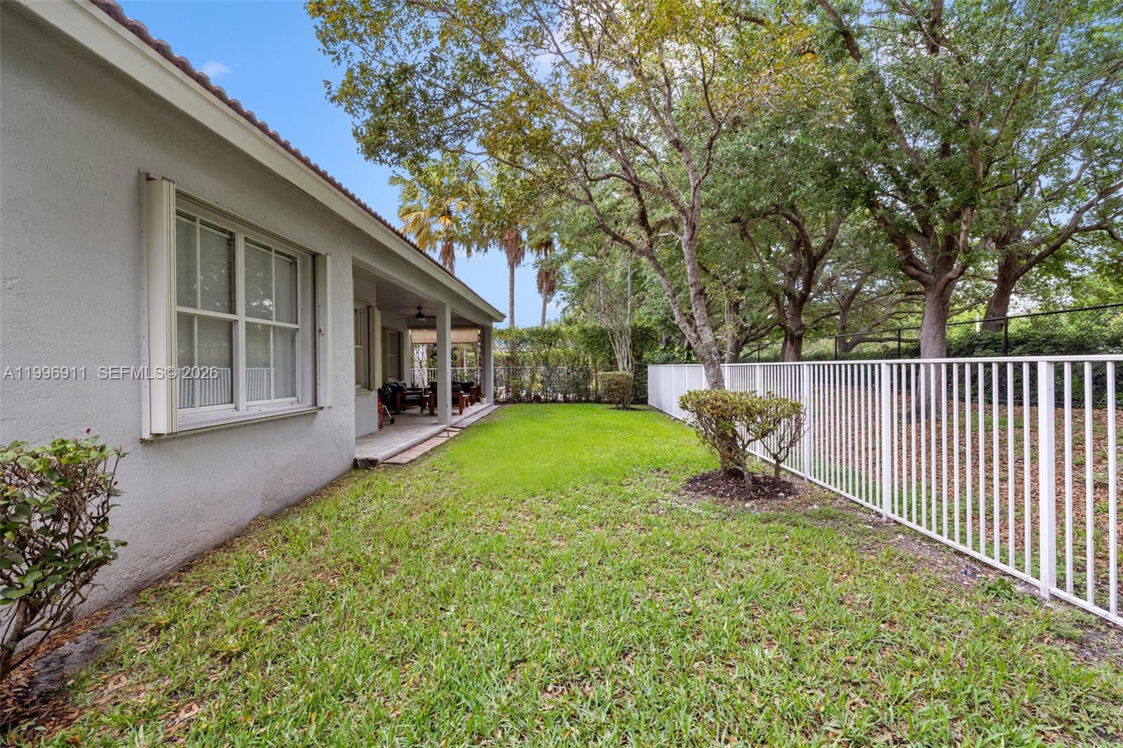 ISLES AT WESTON - Residential Lease