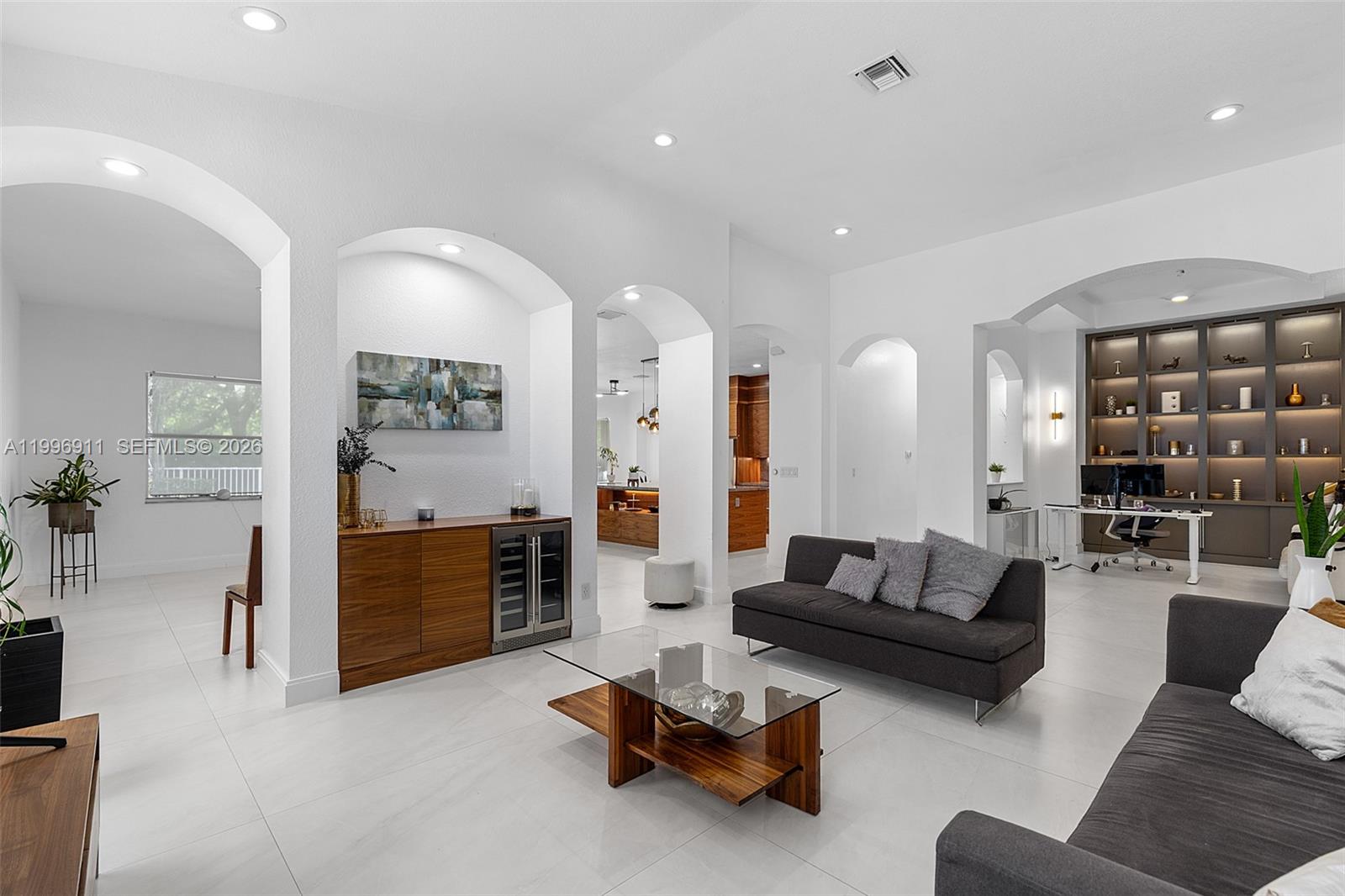 ISLES AT WESTON - Residential Lease