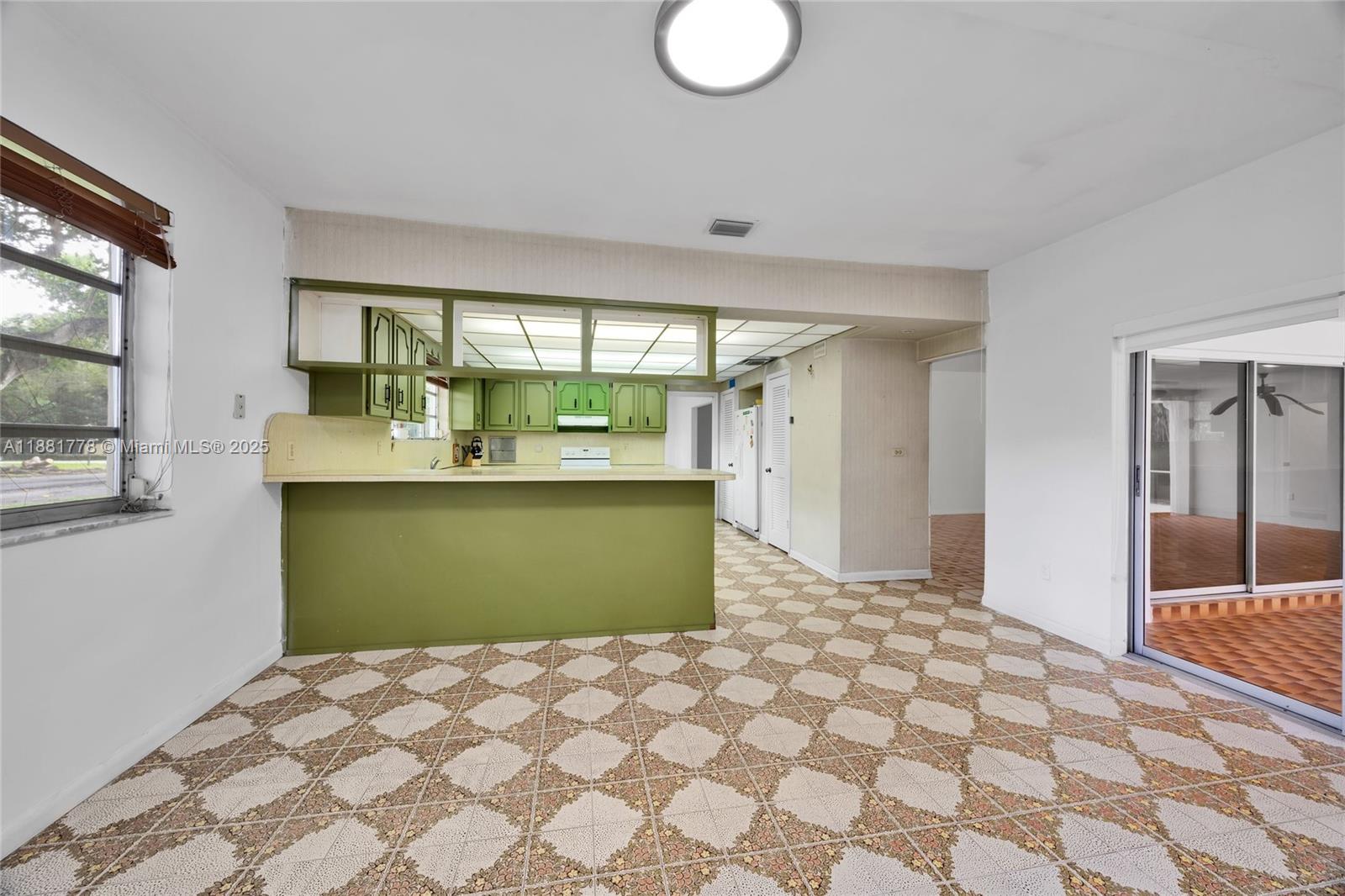 CORAL GABLES SEC A - Residential