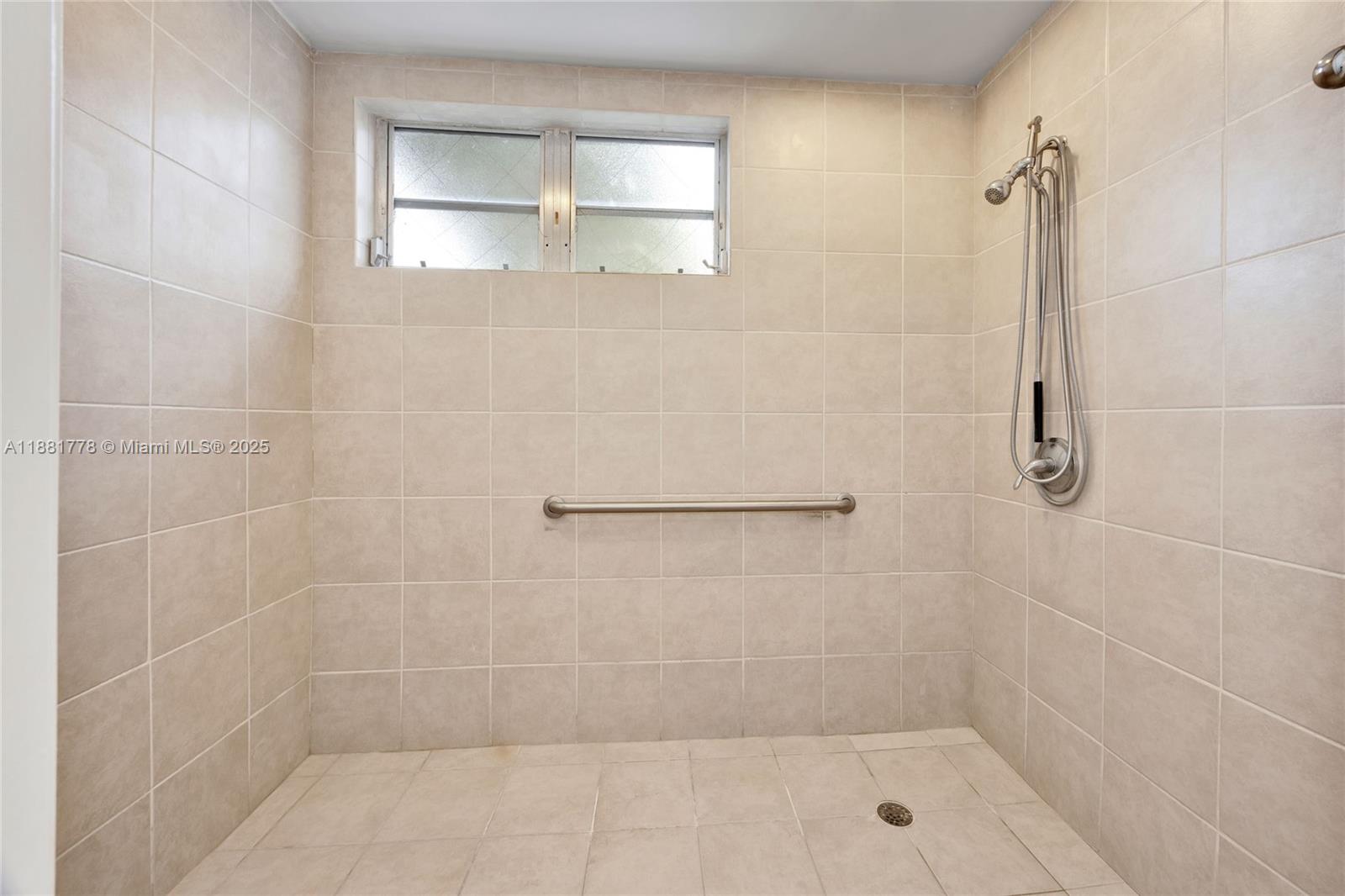 CORAL GABLES SEC A - Residential