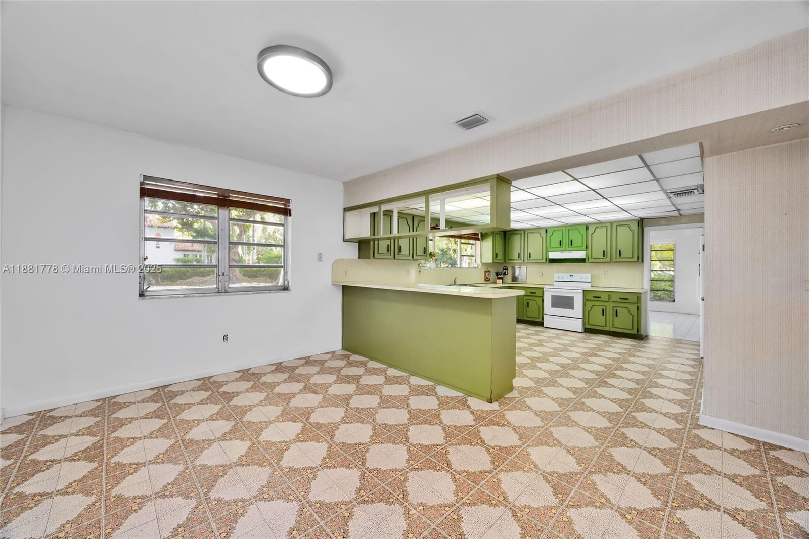 CORAL GABLES SEC A - Residential