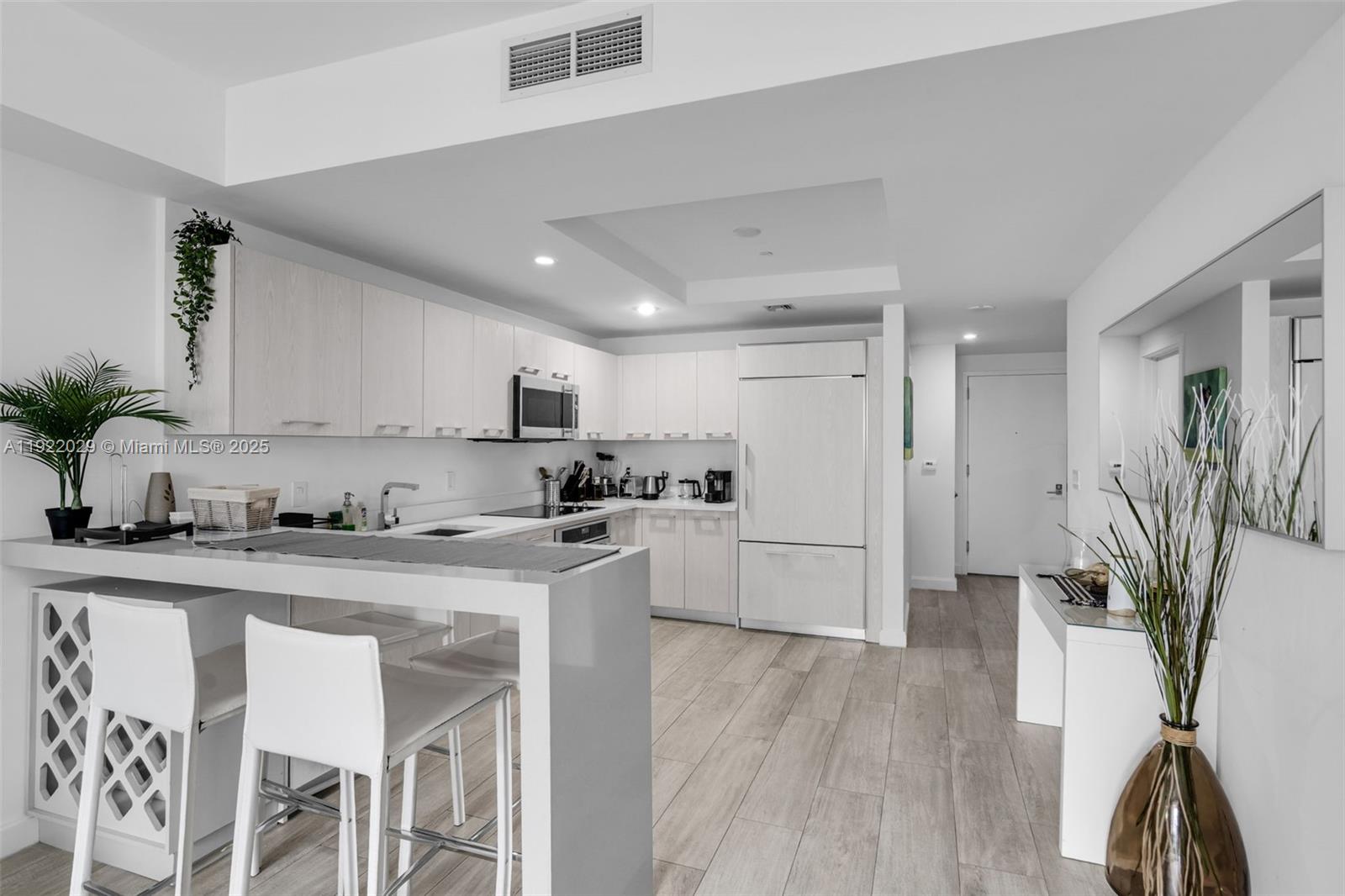 BRICKELL HEIGHTS WEST CON - Residential