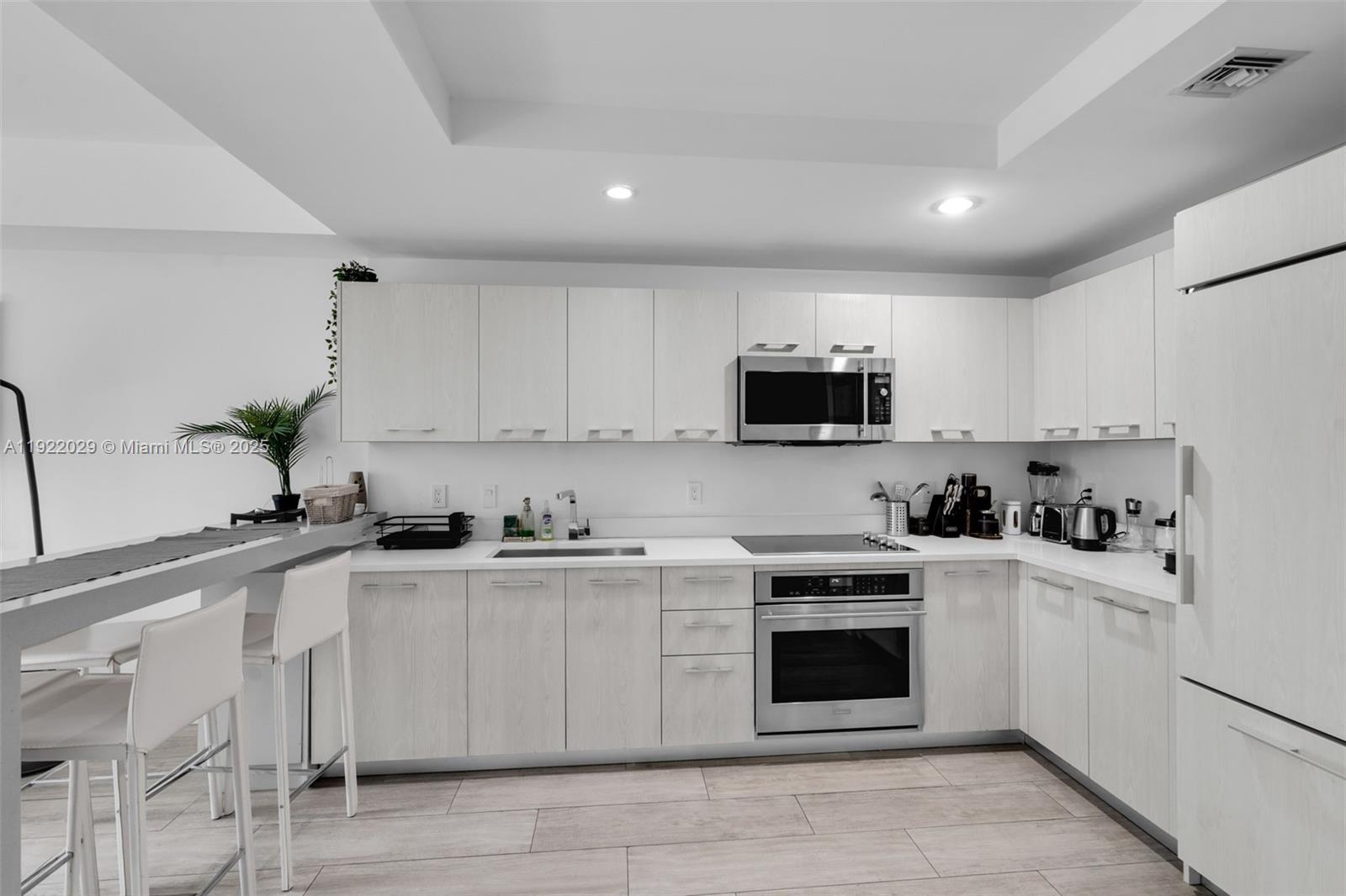 BRICKELL HEIGHTS WEST CON - Residential