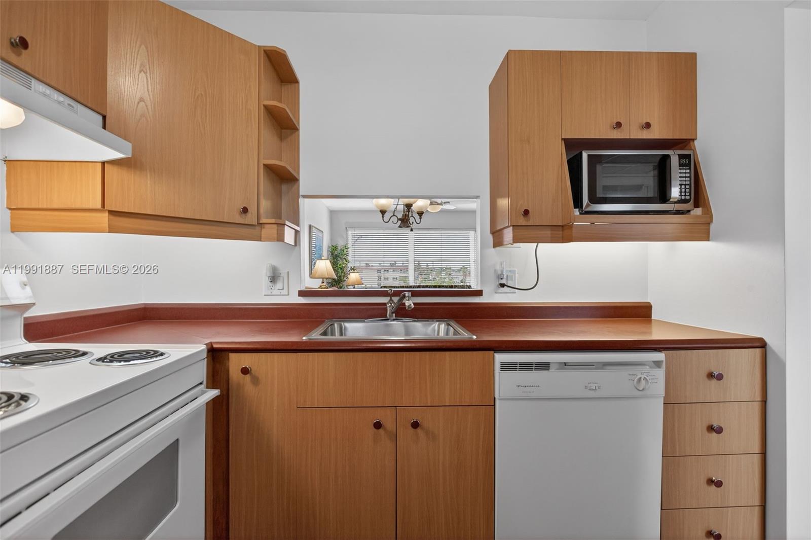 ASHLEY HALL CONDO - Residential