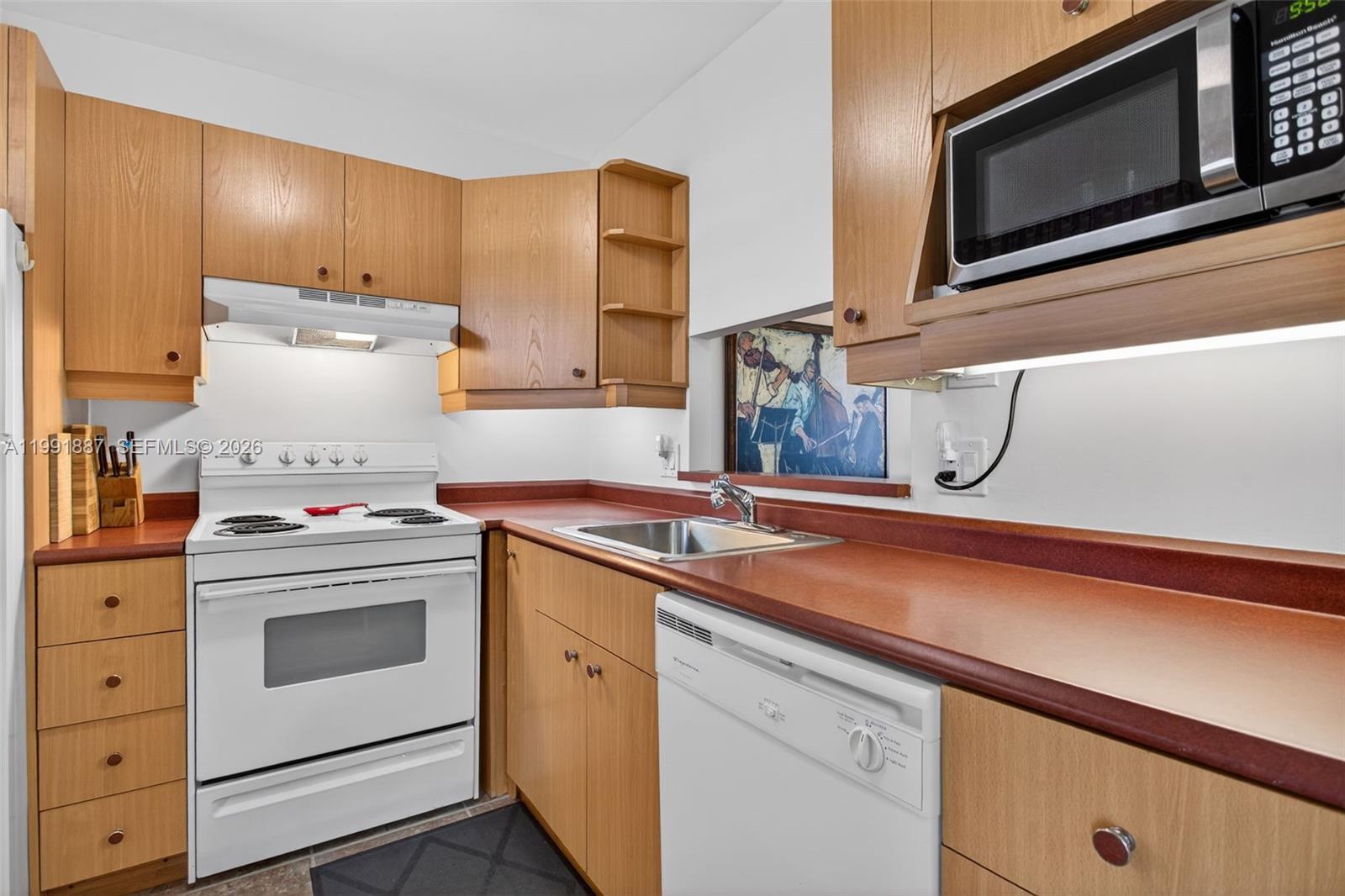 ASHLEY HALL CONDO - Residential