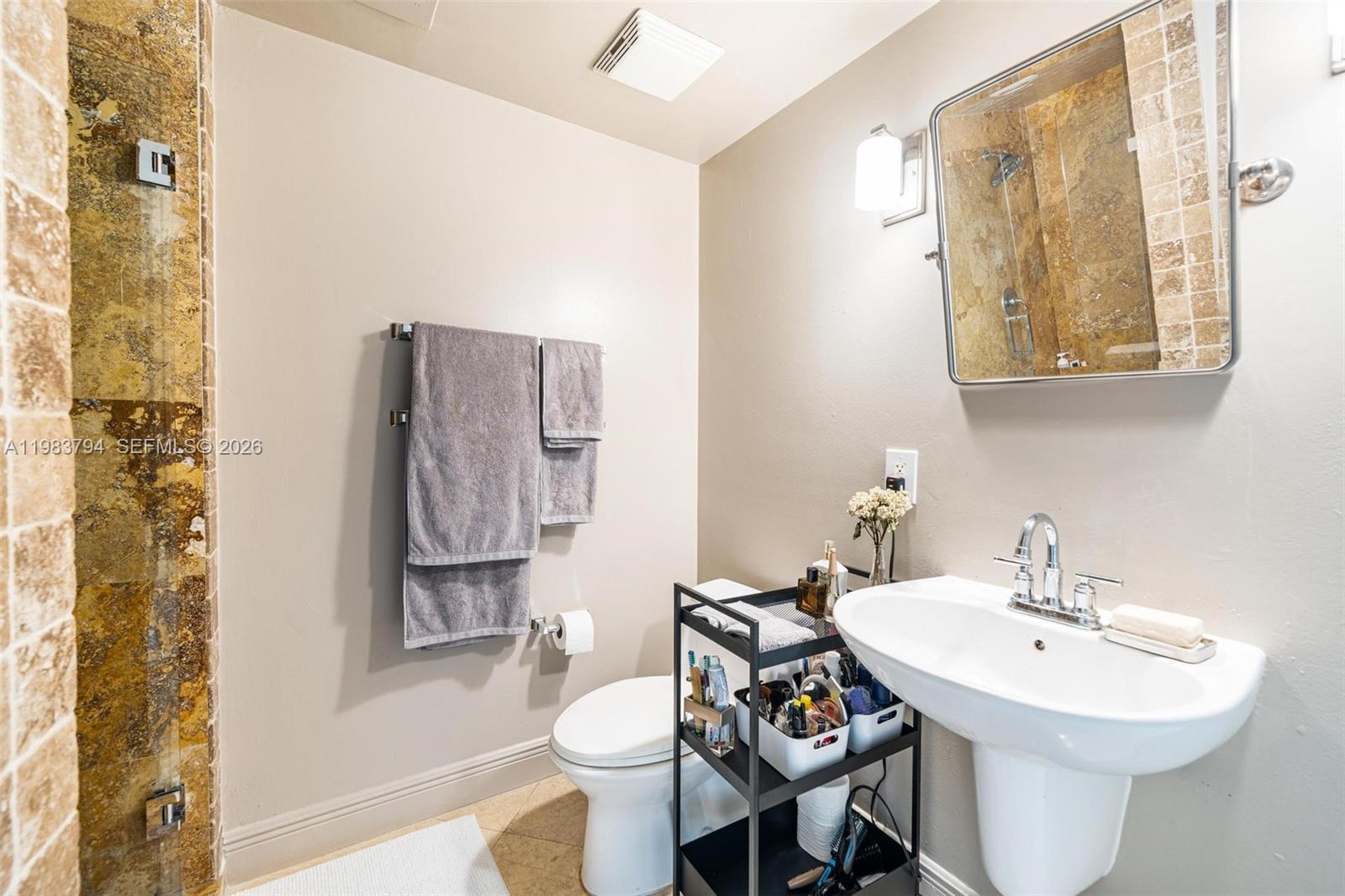 NEO VERTIKA CONDO - Residential