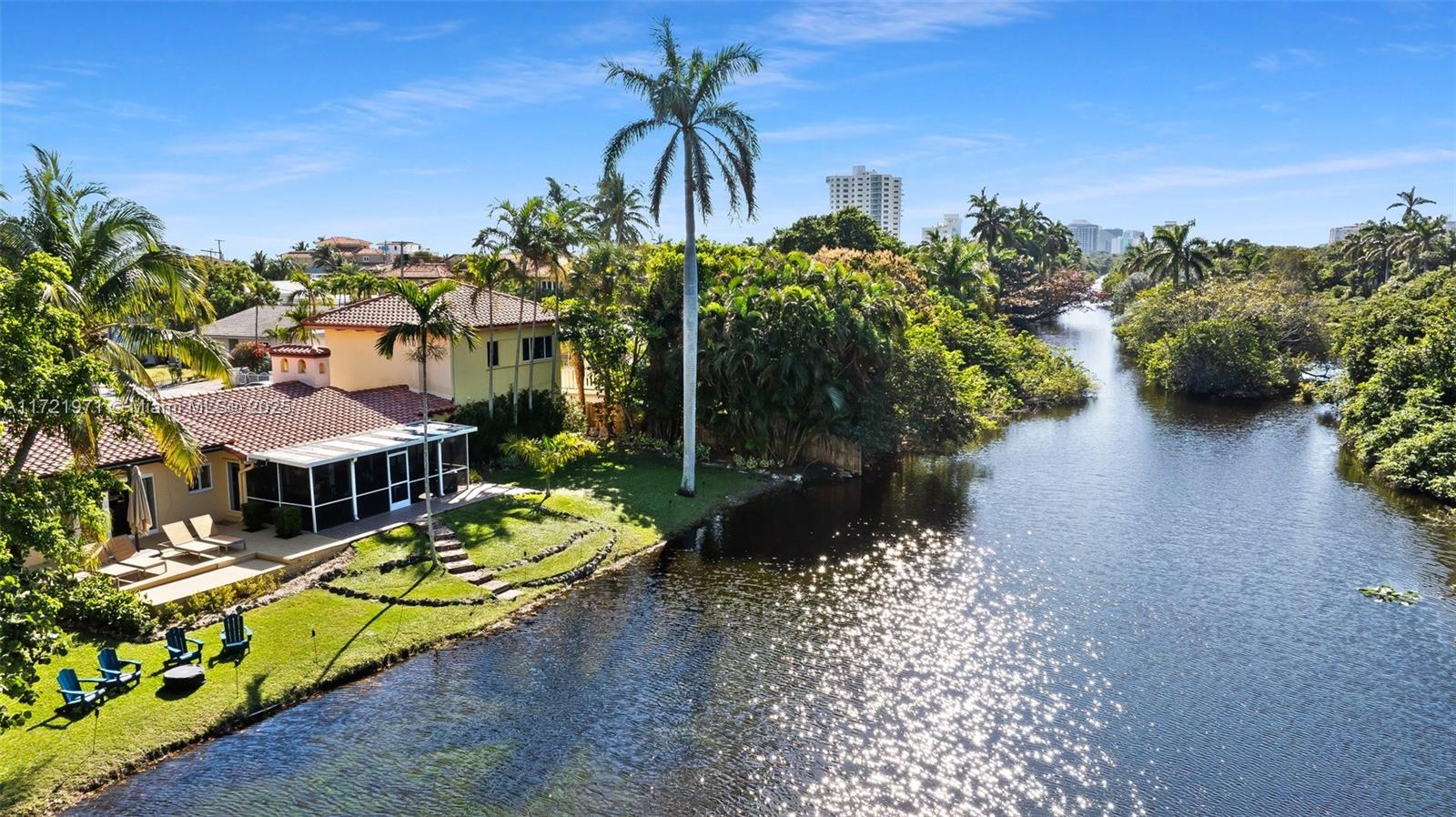 LAS OLAS BY THE SEA EXT - Residential