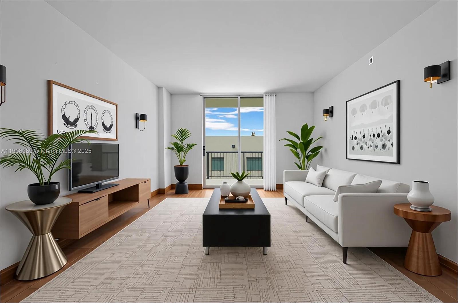 HOLLYWOOD STATION RES CON - Residential Lease