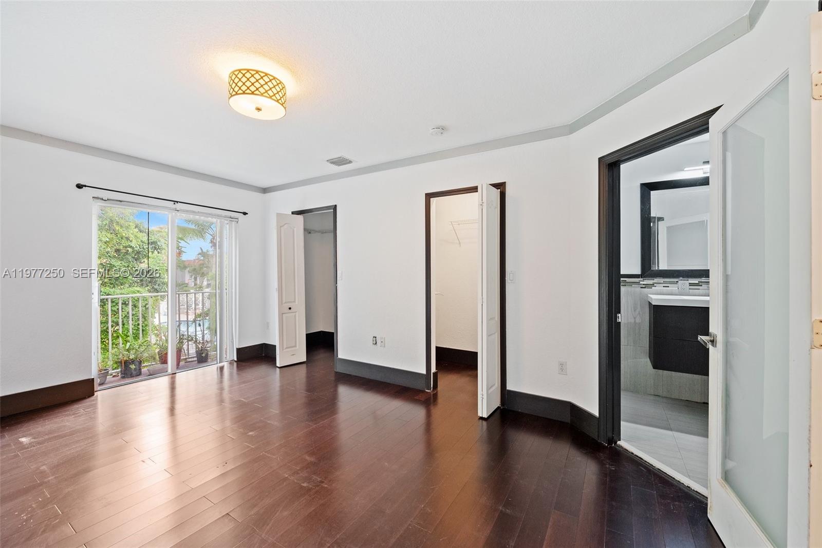 MELROSE POINT CONDO - Residential