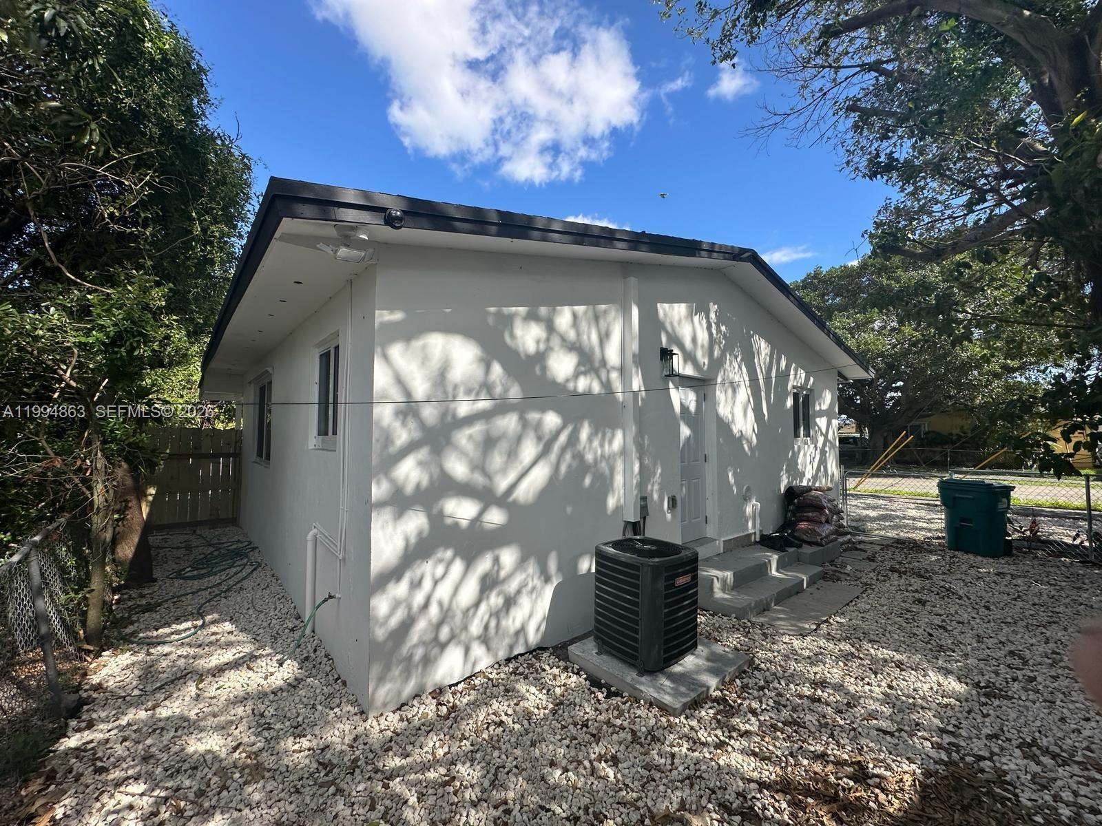 COMM LIBERTY CITY - Residential