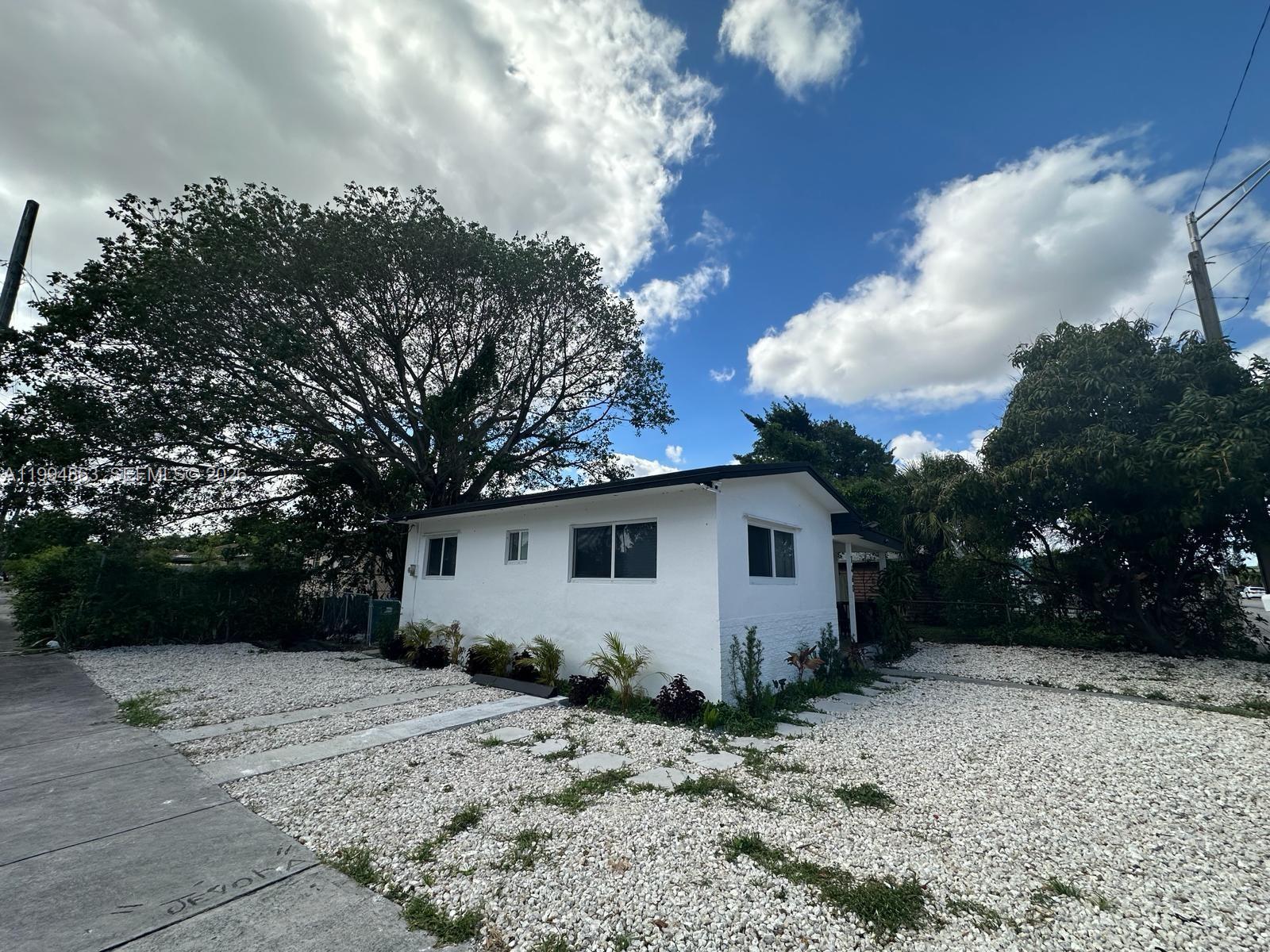 COMM LIBERTY CITY - Residential