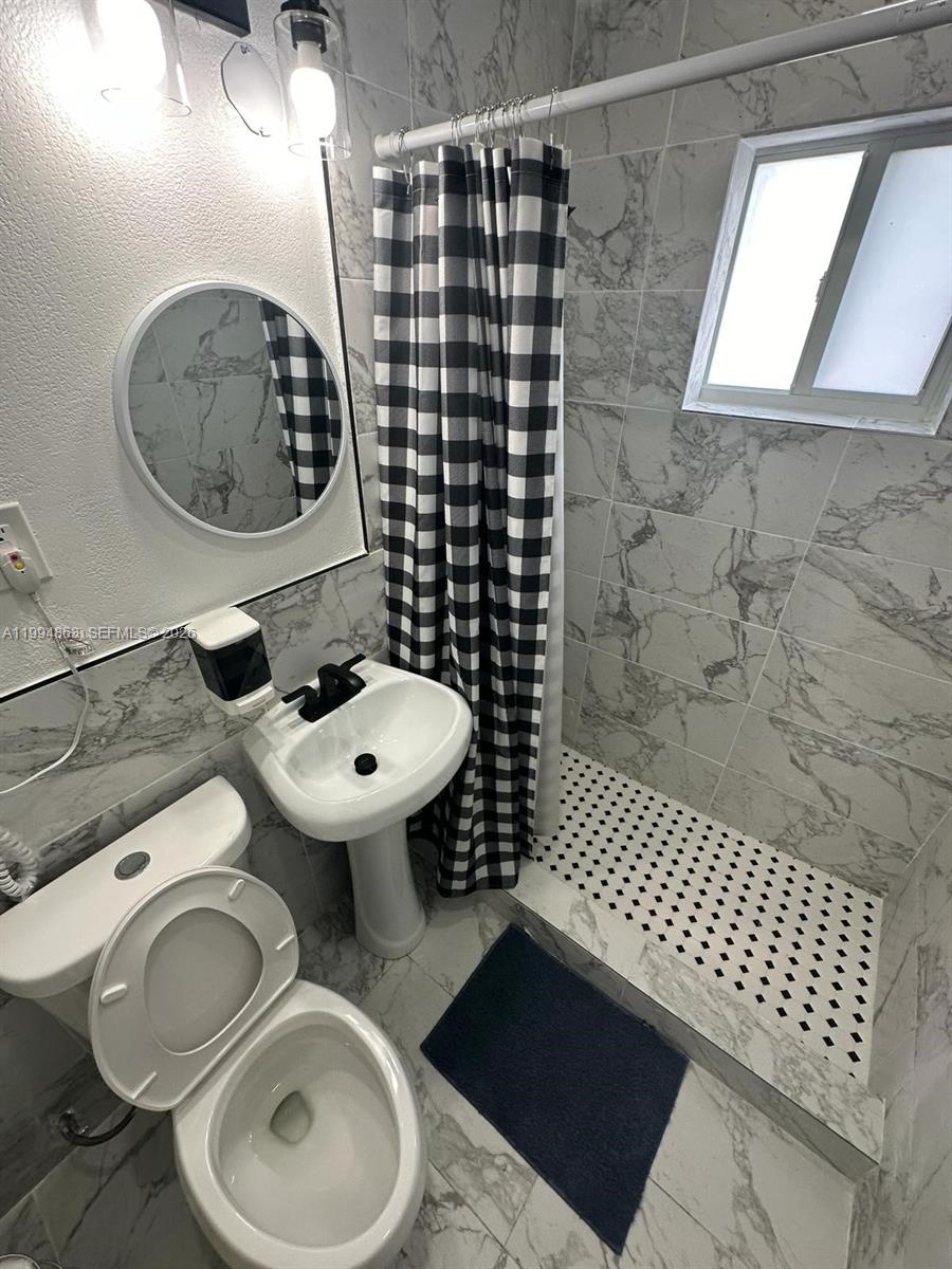 COMM LIBERTY CITY - Residential
