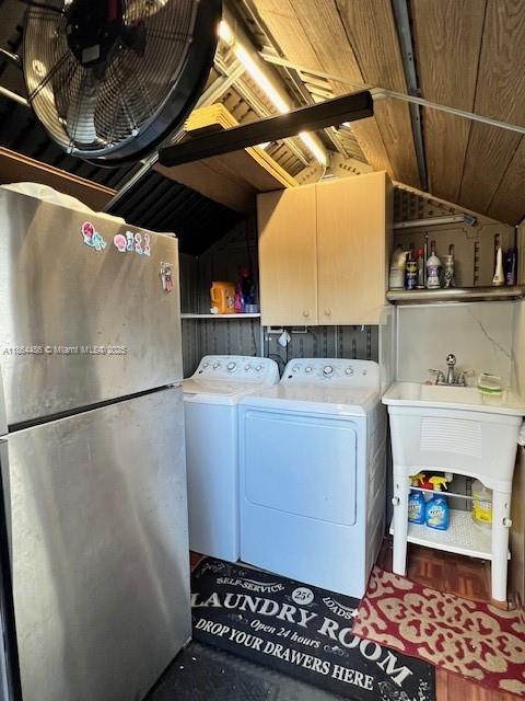 KENDALL LKS E LAKEVIEW TH - Residential