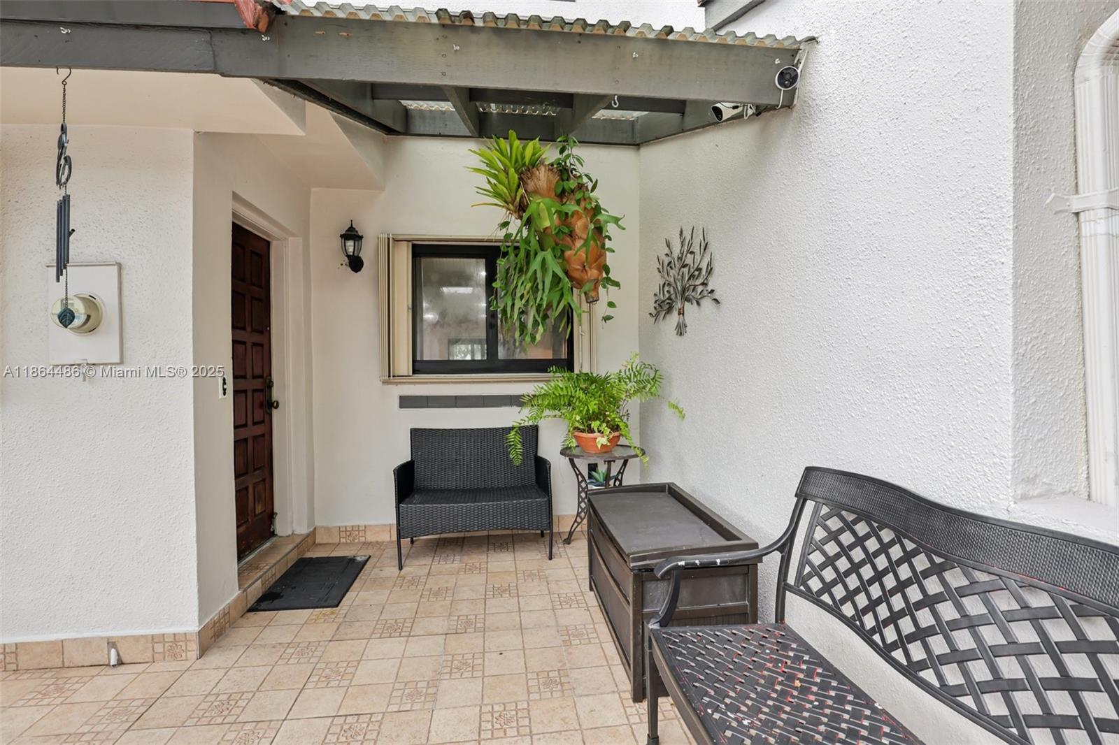 KENDALL LKS E LAKEVIEW TH - Residential