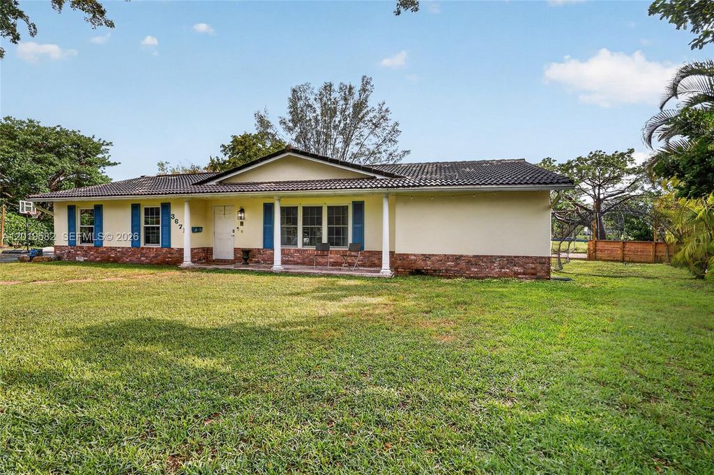Photo of 3671 NW 98th Ter, Coral Springs, FL 33065 (MLS # A12019582)