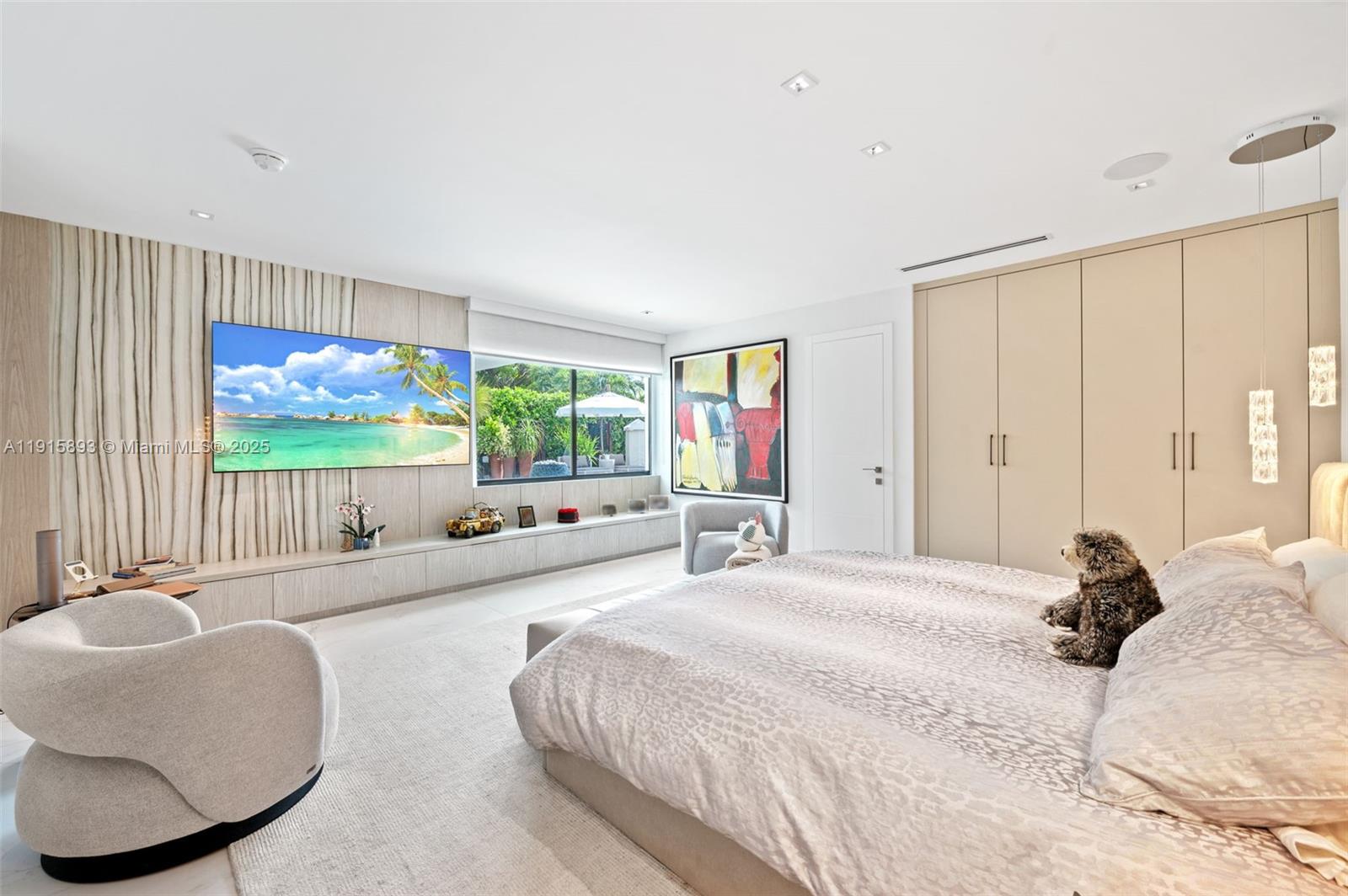 BISCAYNE POINT - Residential