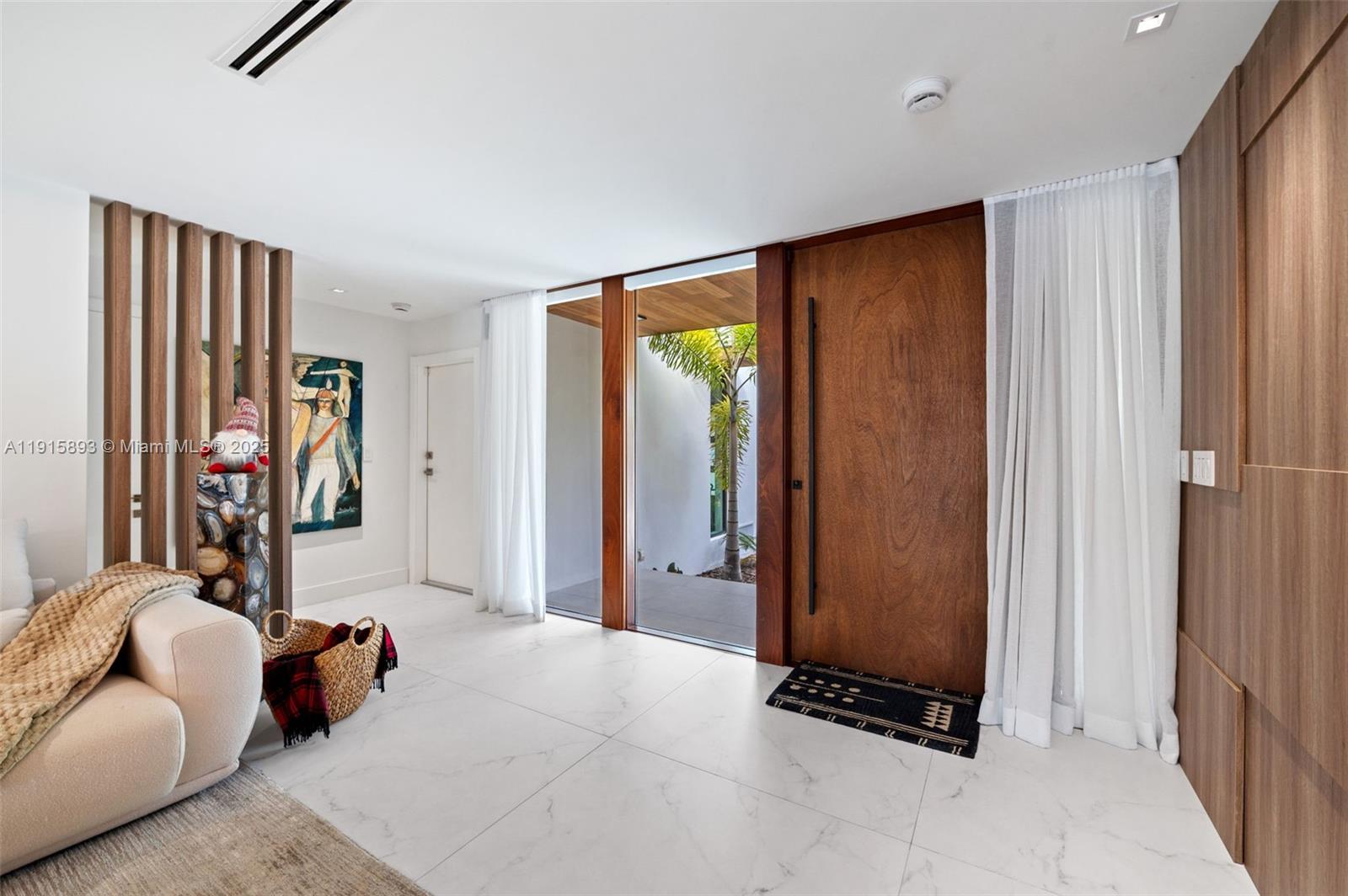 BISCAYNE POINT - Residential