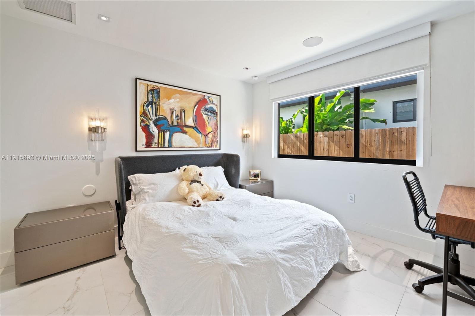 BISCAYNE POINT - Residential