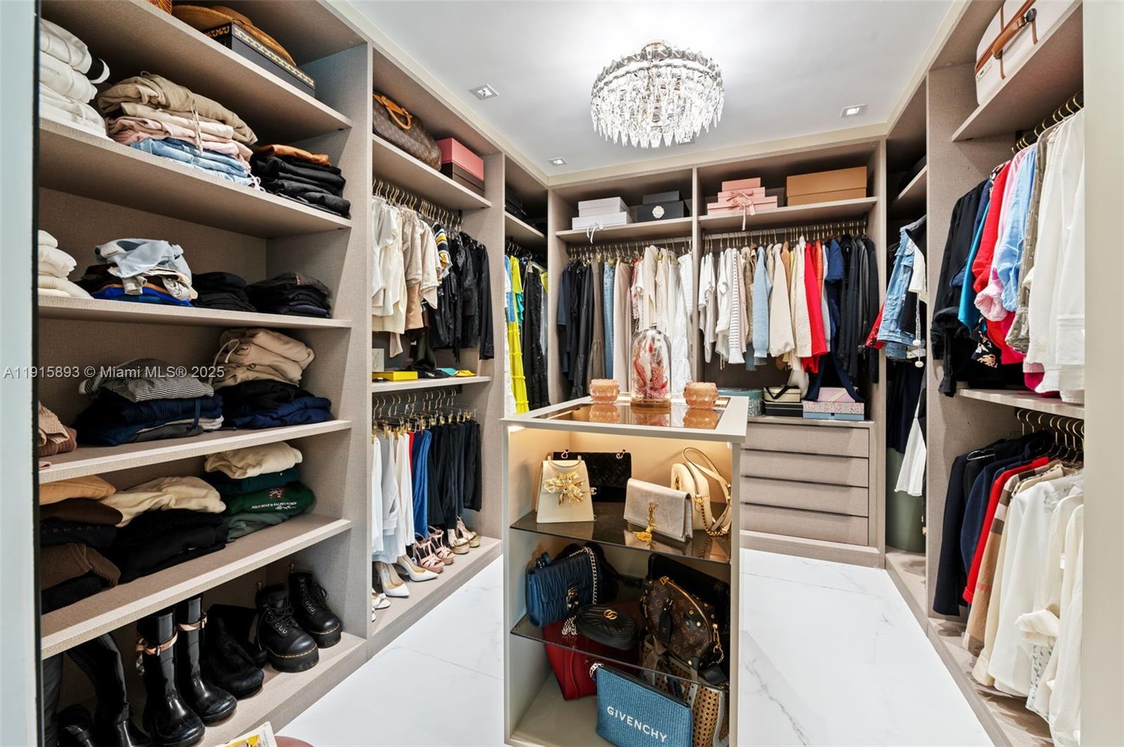 BISCAYNE POINT - Residential