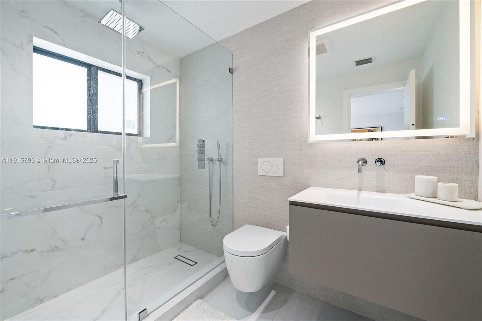 BISCAYNE POINT - Residential