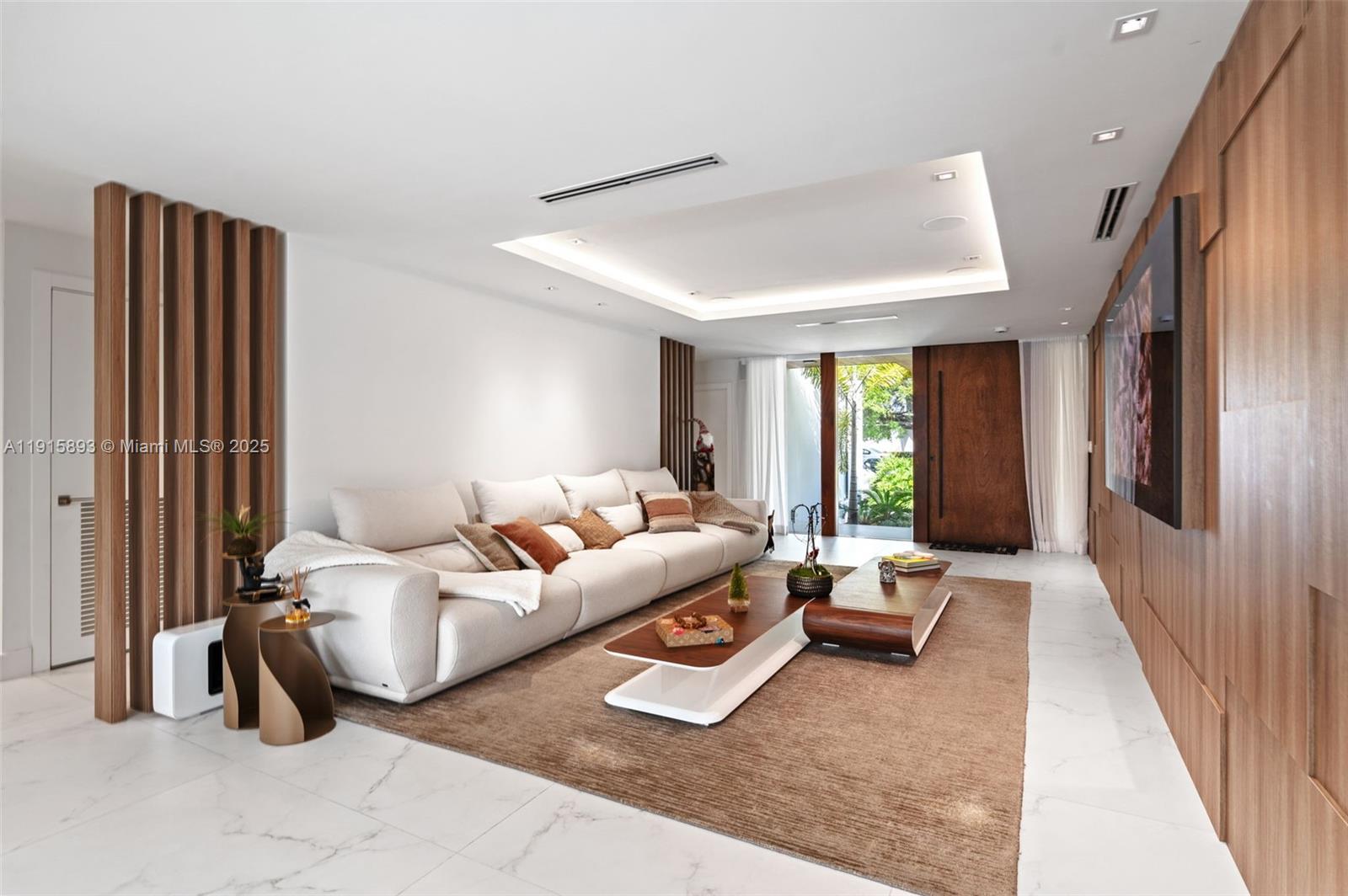 BISCAYNE POINT - Residential