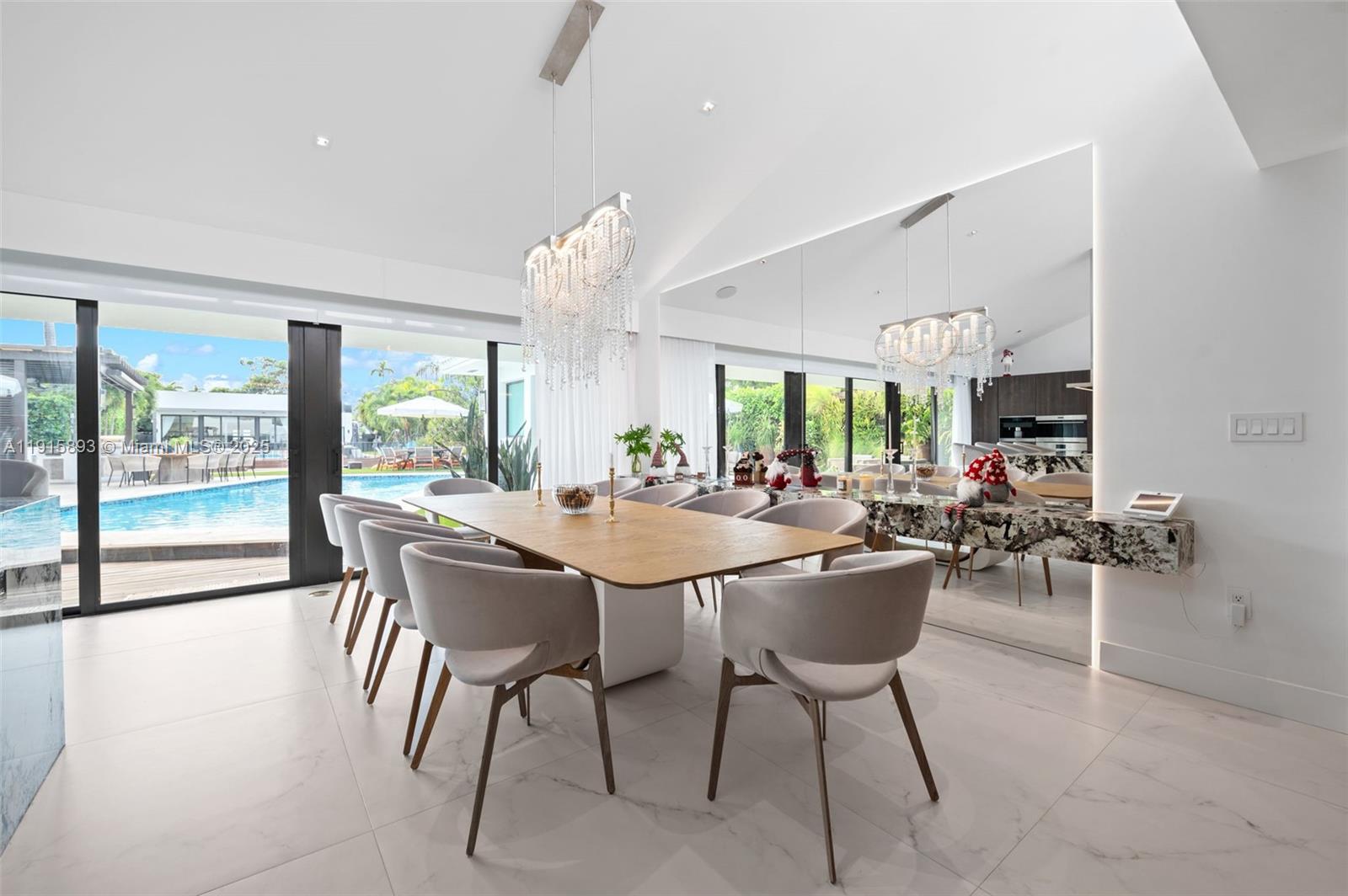 BISCAYNE POINT - Residential