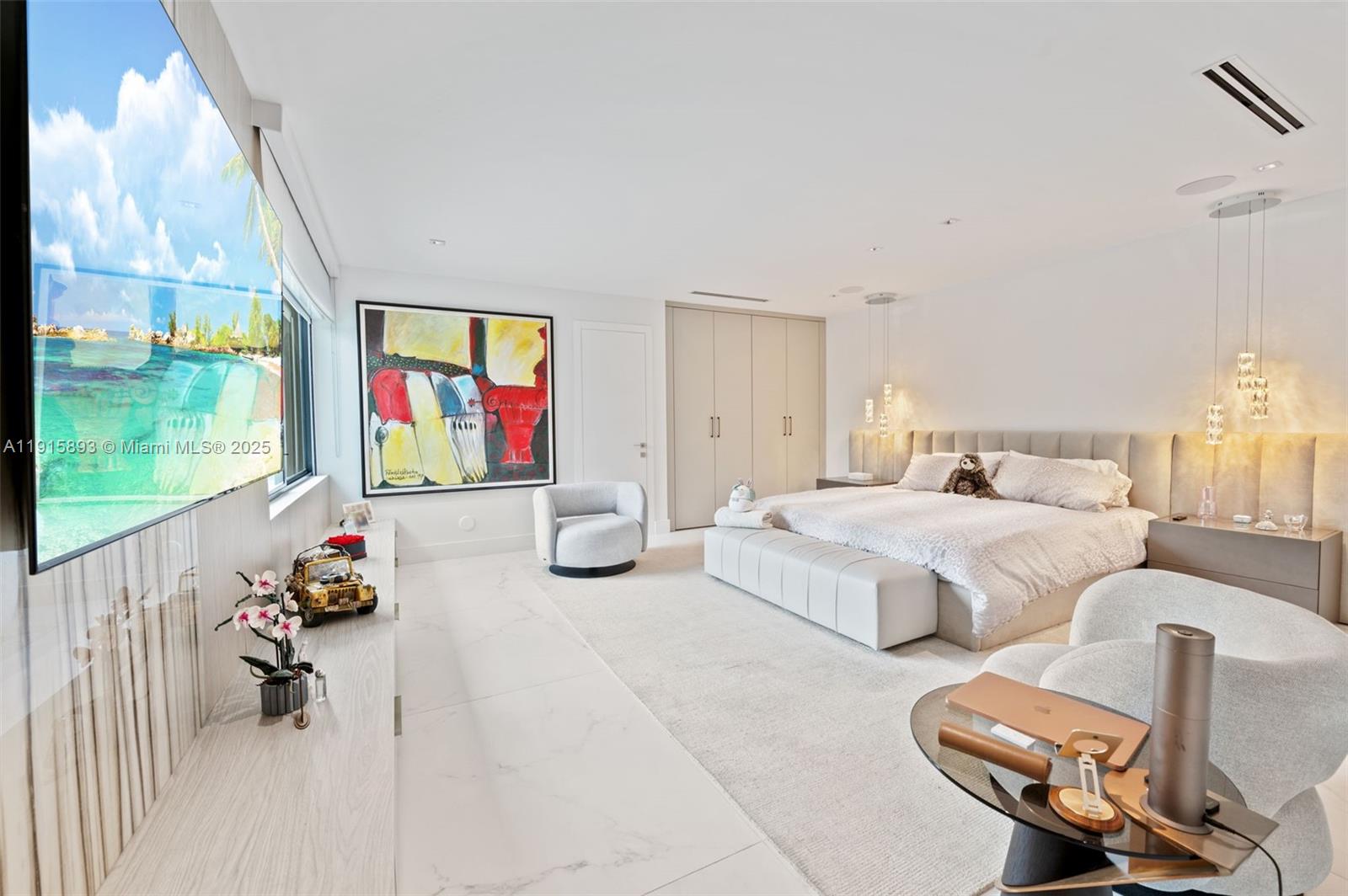 BISCAYNE POINT - Residential