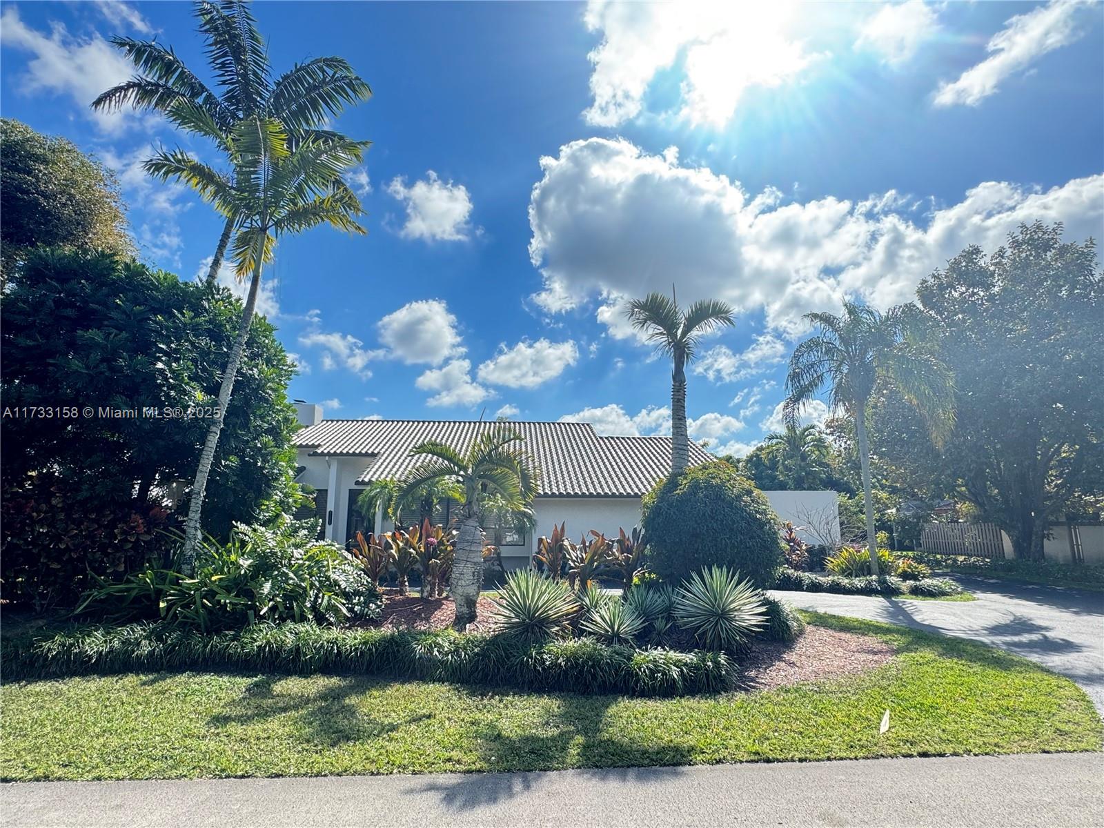 Rental Property at Address Not Disclosed, Miami, Broward County, Florida - Bedrooms: 5 
Bathrooms: 3  - $12,000 MO.