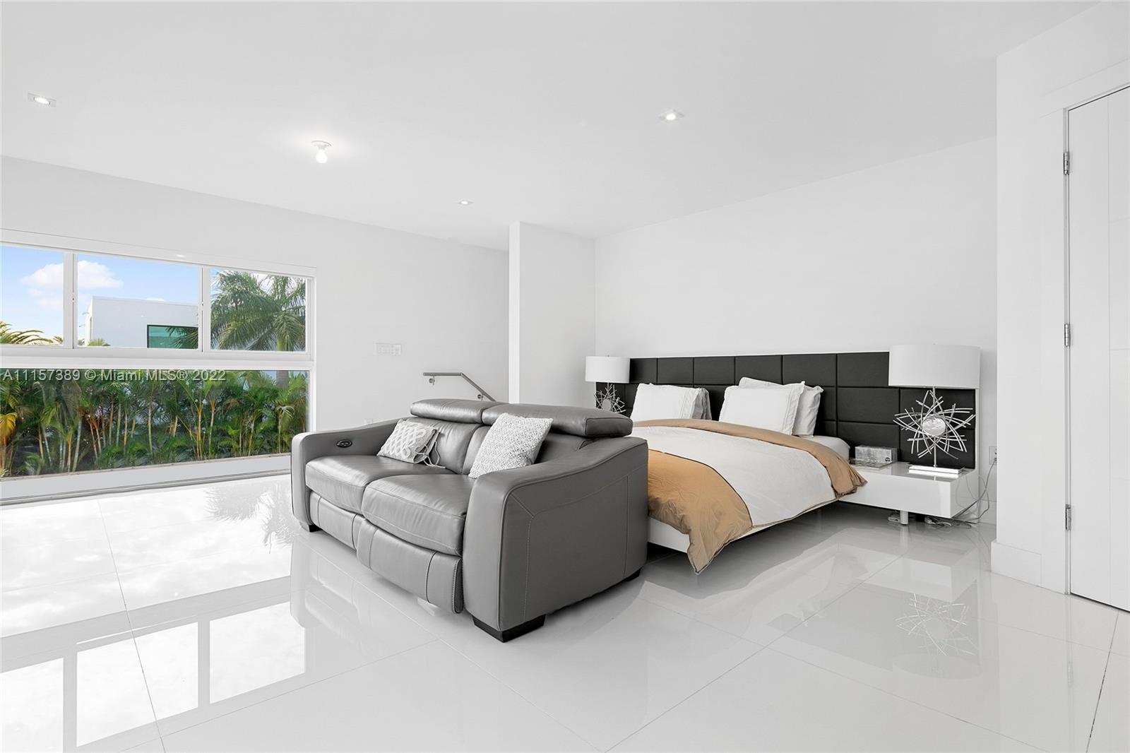 NORMANDY GOLF COURSE - Residential