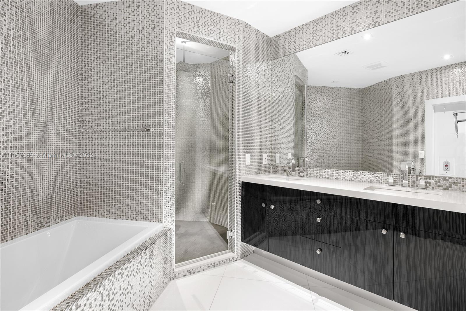 NORMANDY GOLF COURSE - Residential