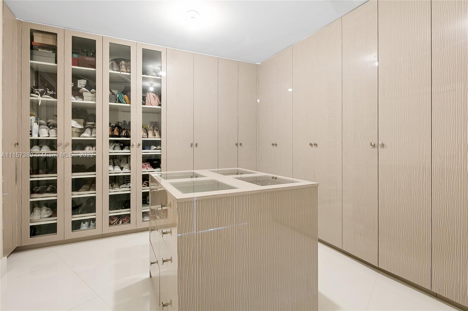 NORMANDY GOLF COURSE - Residential