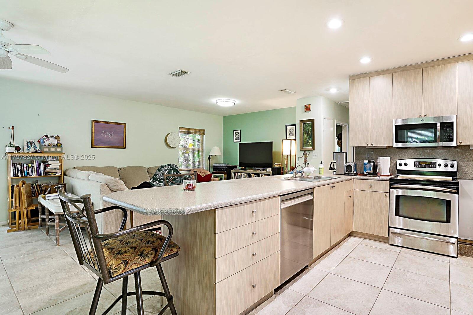 JUPITER RIVER ESTATES REP - Residential