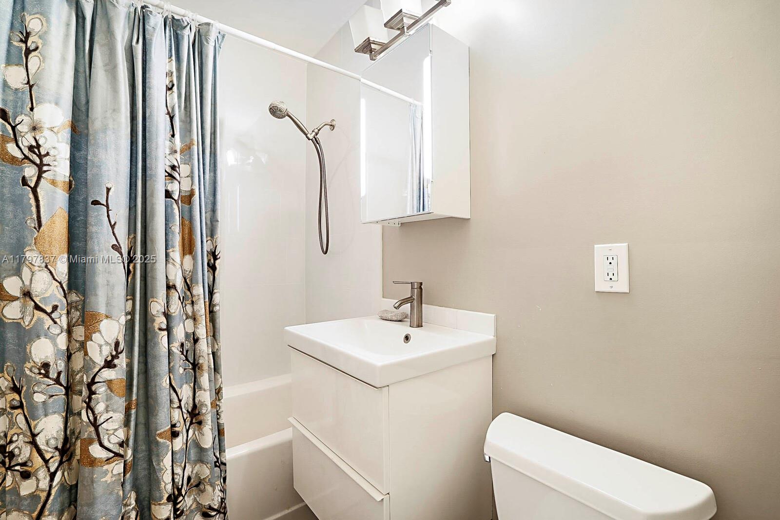 JUPITER RIVER ESTATES REP - Residential
