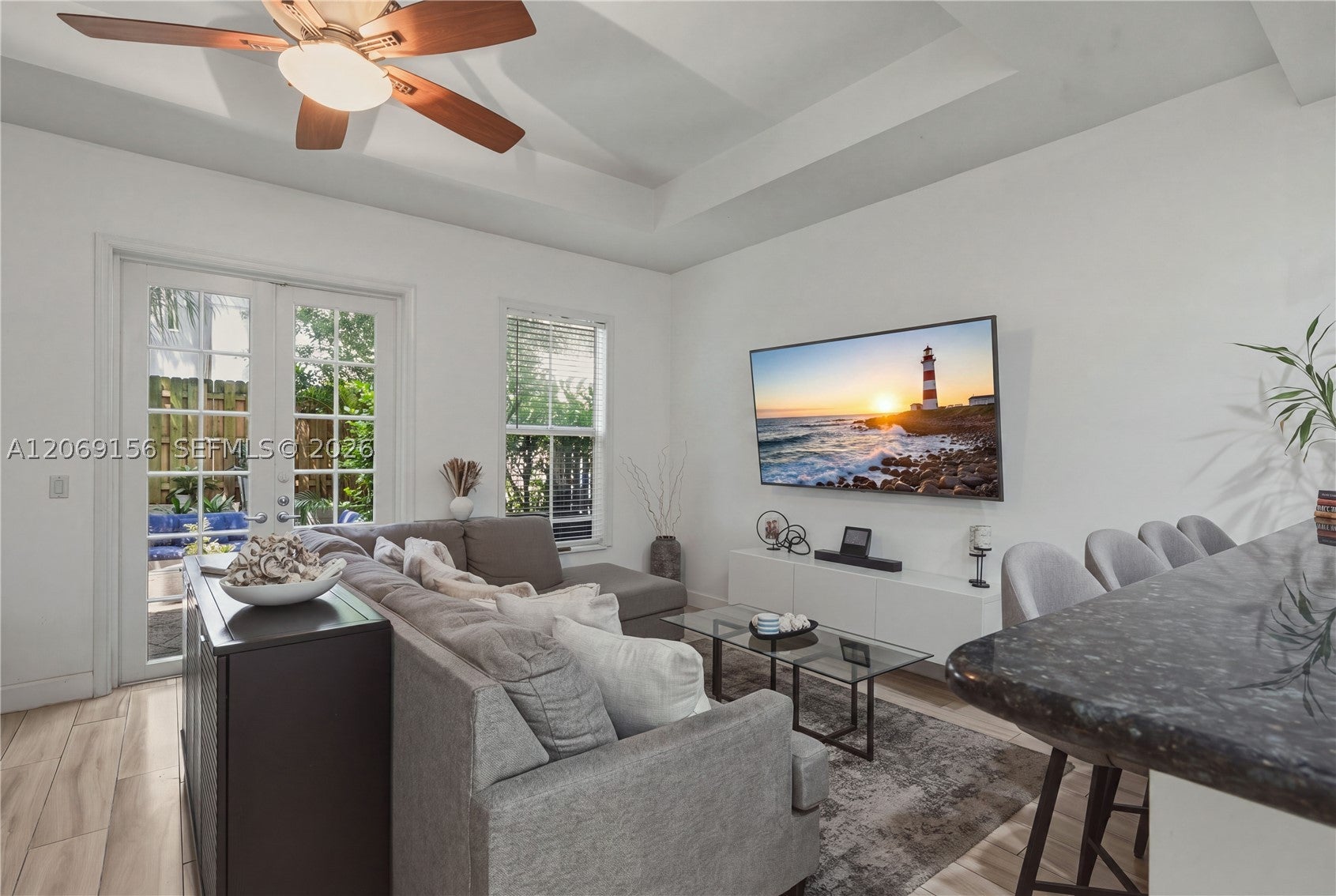 525 SW 18th Ave 26