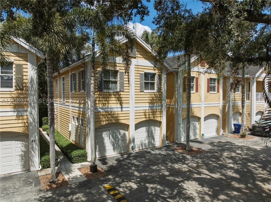 Photo of 525 SW 18th Ave #26, Fort Lauderdale, FL 33312 (MLS # A12069156)
