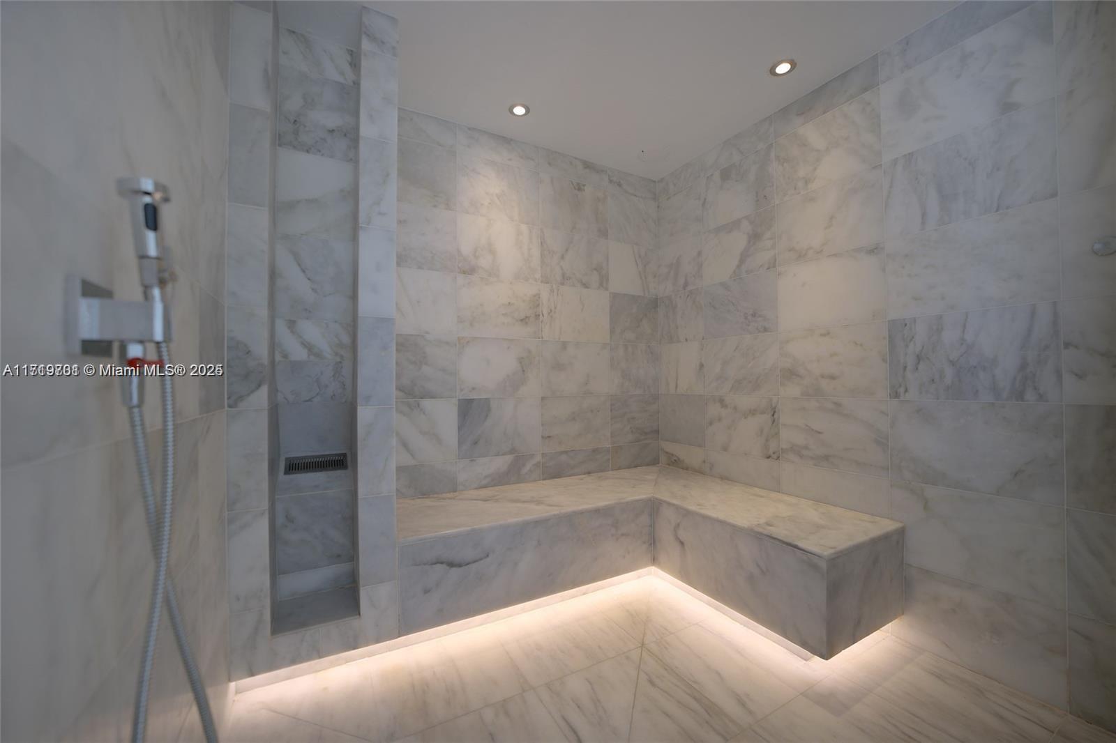MISSONI BAIA - Residential
