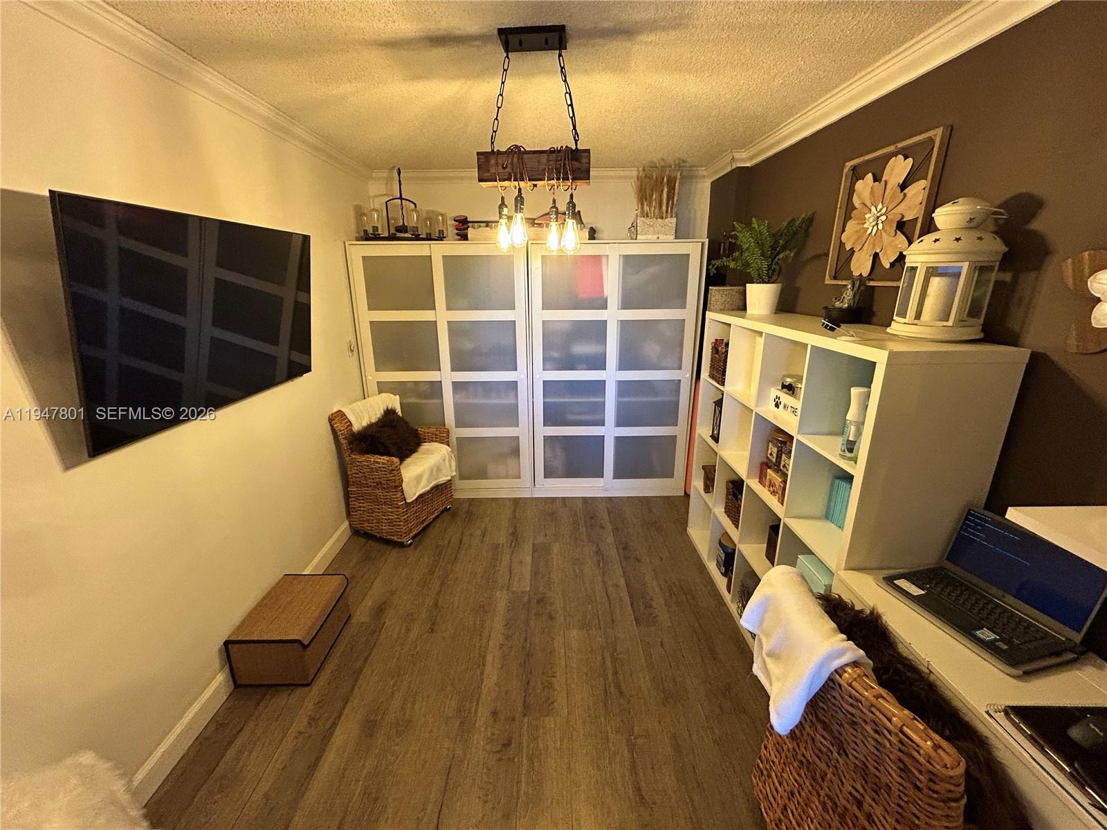 CANONGATE CONDO NO ONE - Residential