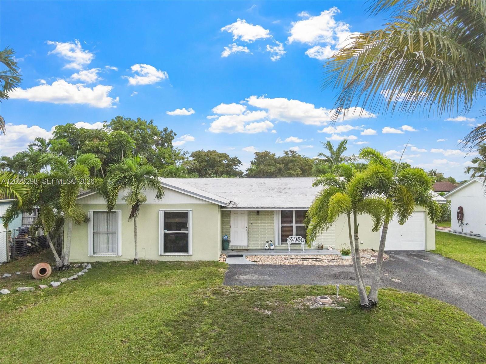 MEADOW WOODMANOR SEC 2 - Residential
