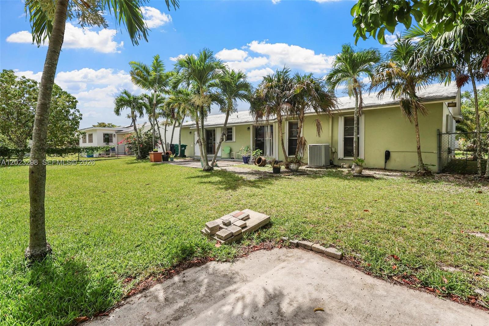 MEADOW WOODMANOR SEC 2 - Residential