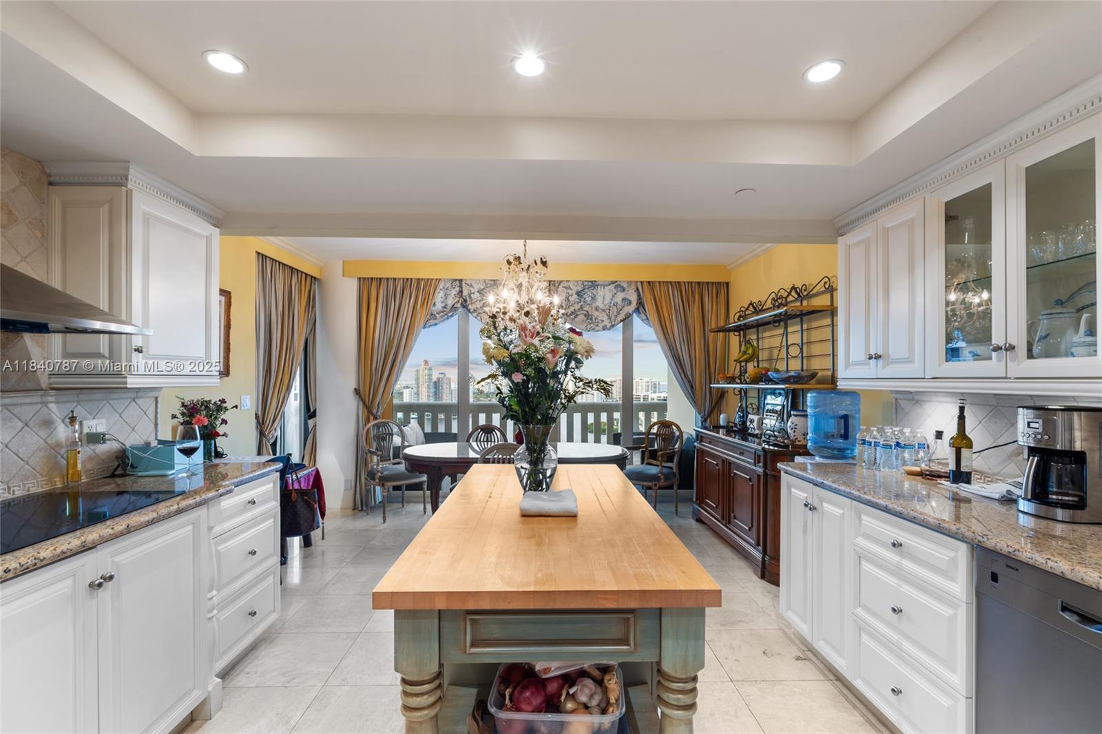 3000 ISL BLVD WILLIAMS IS - Residential