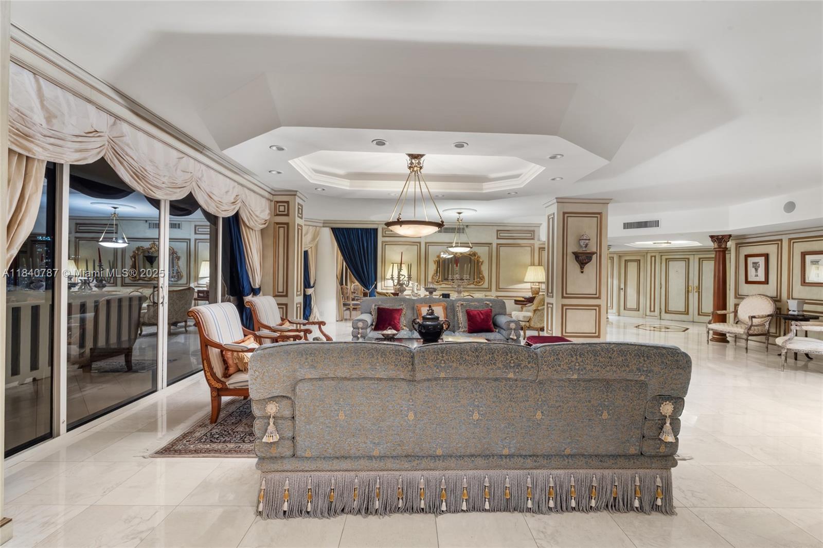 3000 ISL BLVD WILLIAMS IS - Residential