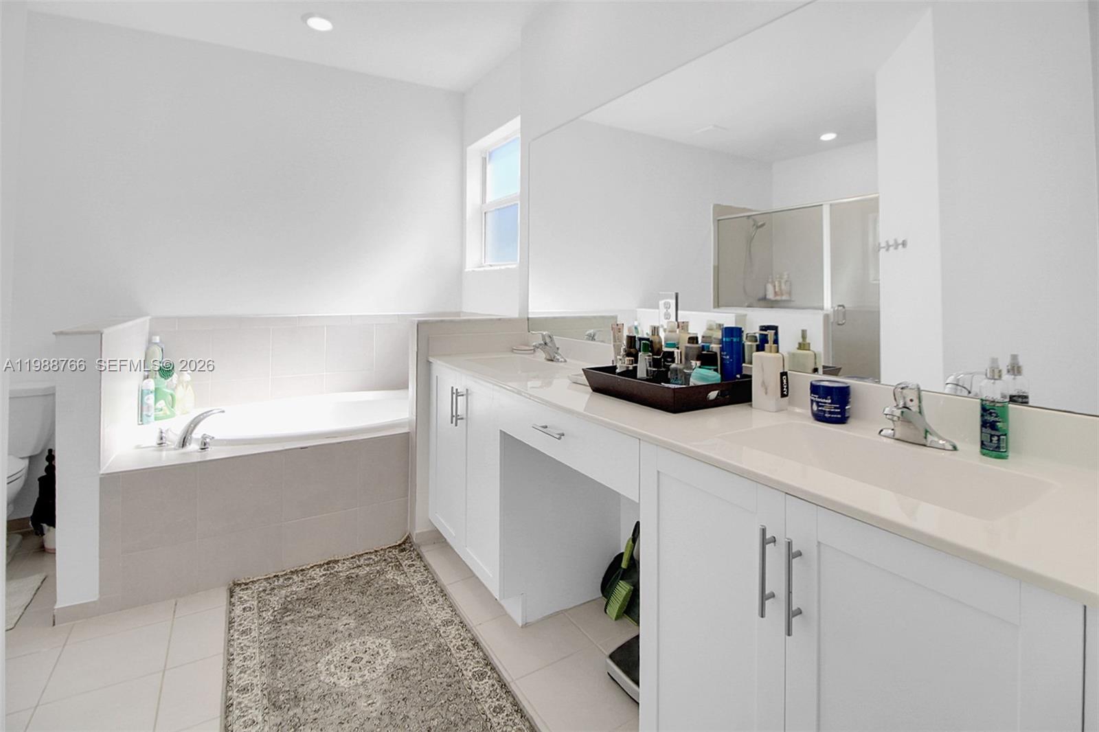 KEYS GATE RESIDENTIAL - Residential Lease