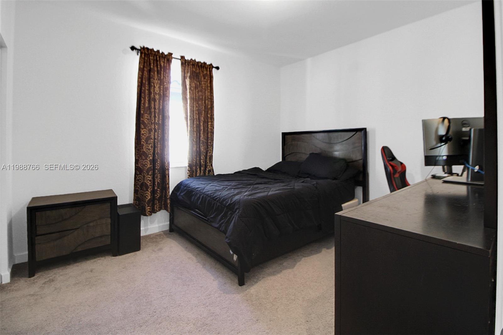 KEYS GATE RESIDENTIAL - Residential Lease