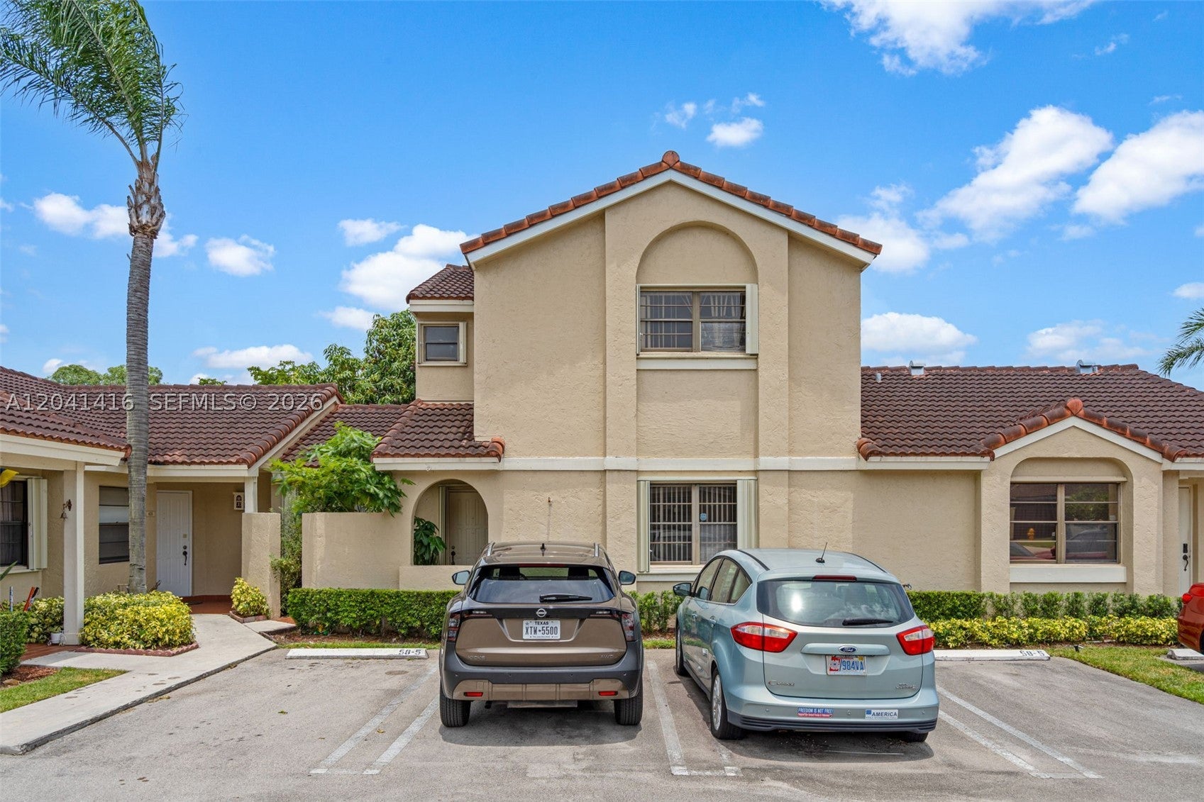 6233 NW 170th Ter