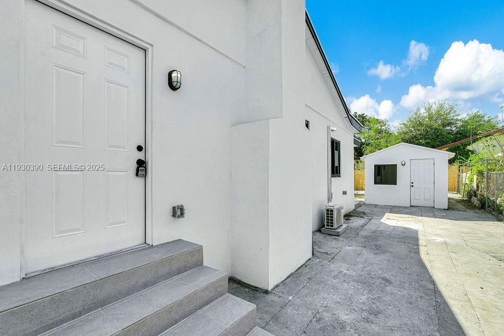 WEST END PARK AMD PL - Residential Income