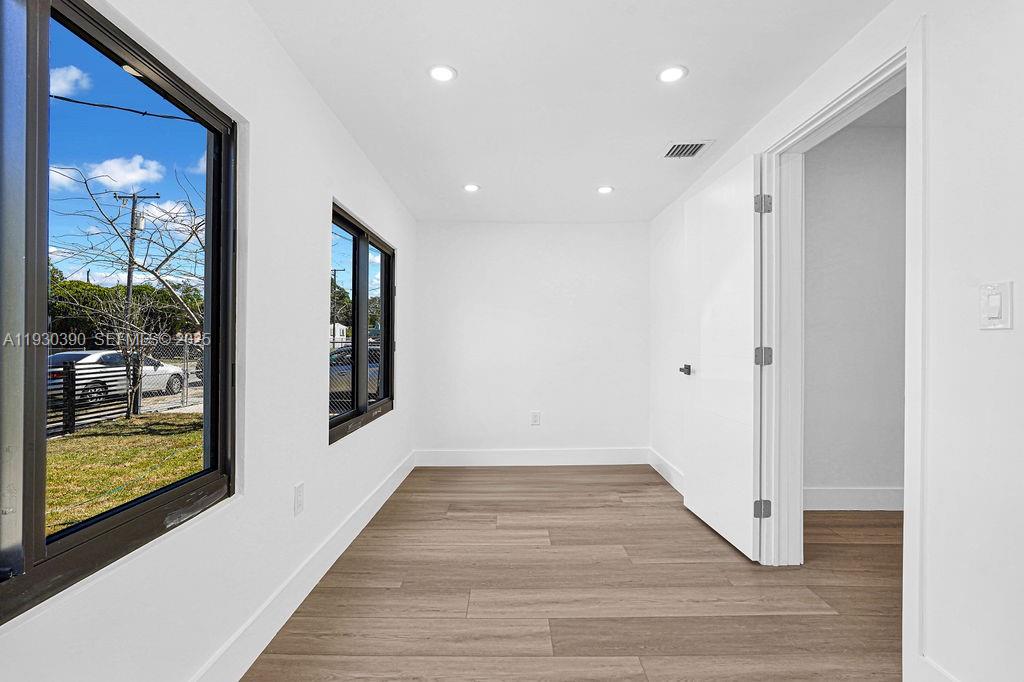 WEST END PARK AMD PL - Residential Income