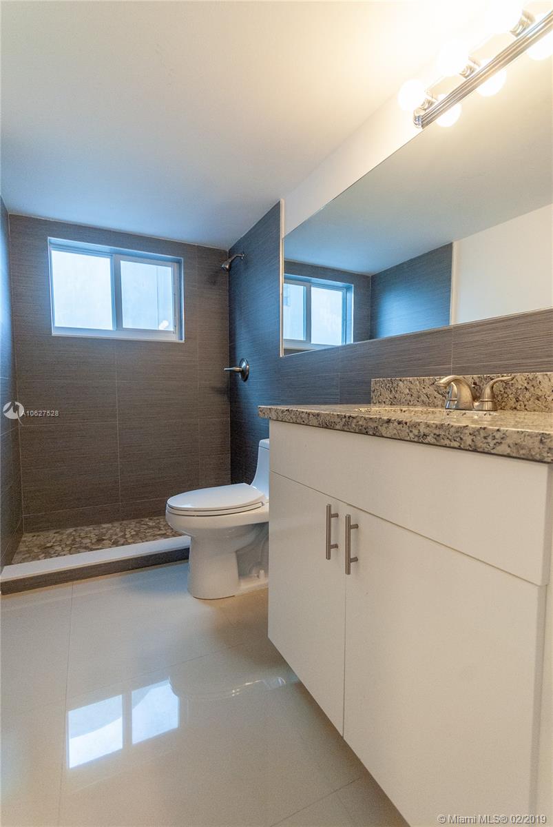 ISLE OF NORMANDY-MIAMI VI - Residential Lease